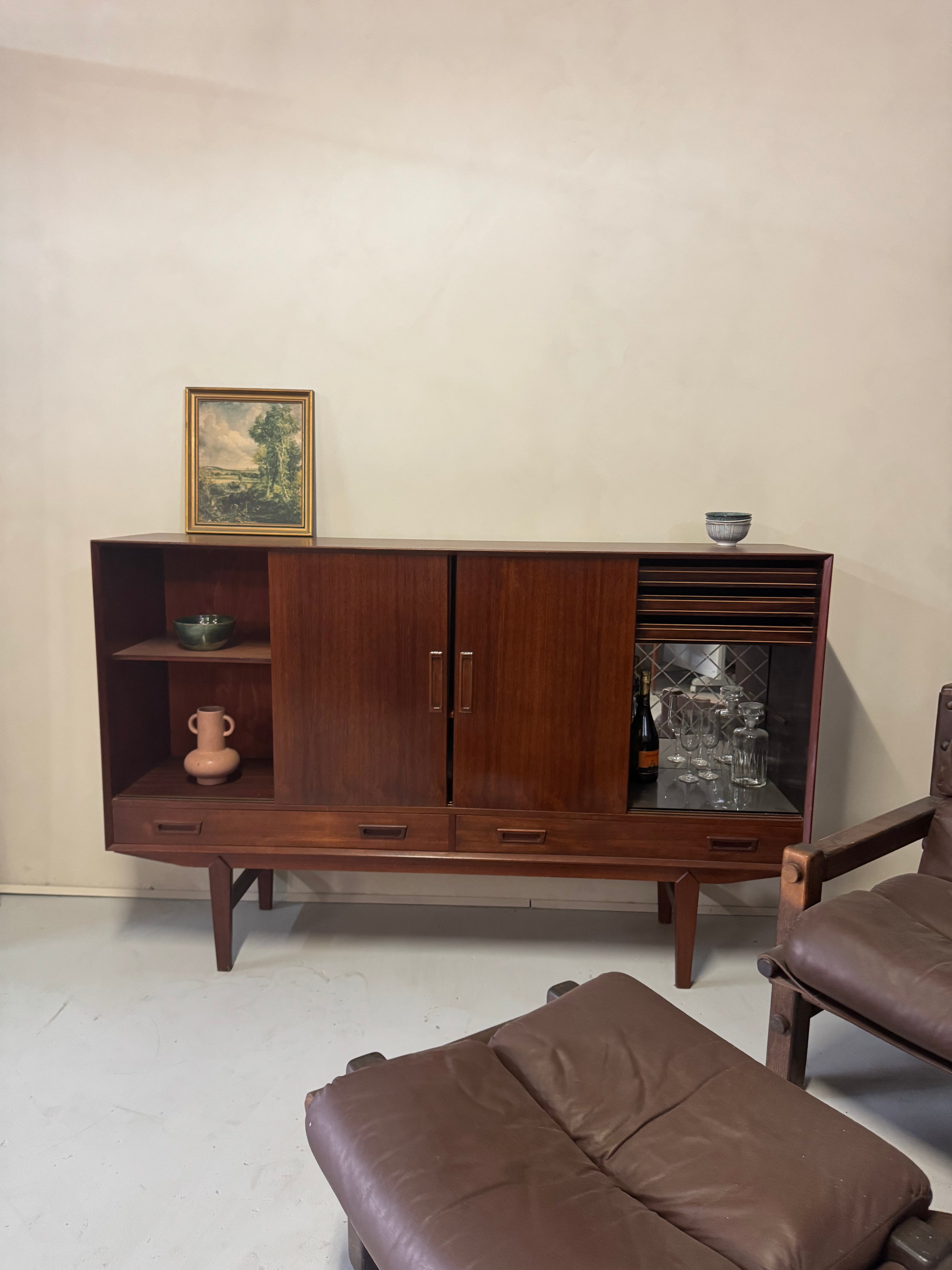 Wemb Møbelfabrik Danish Highboard / Sideboard in Rosewood with Illuminated Bar