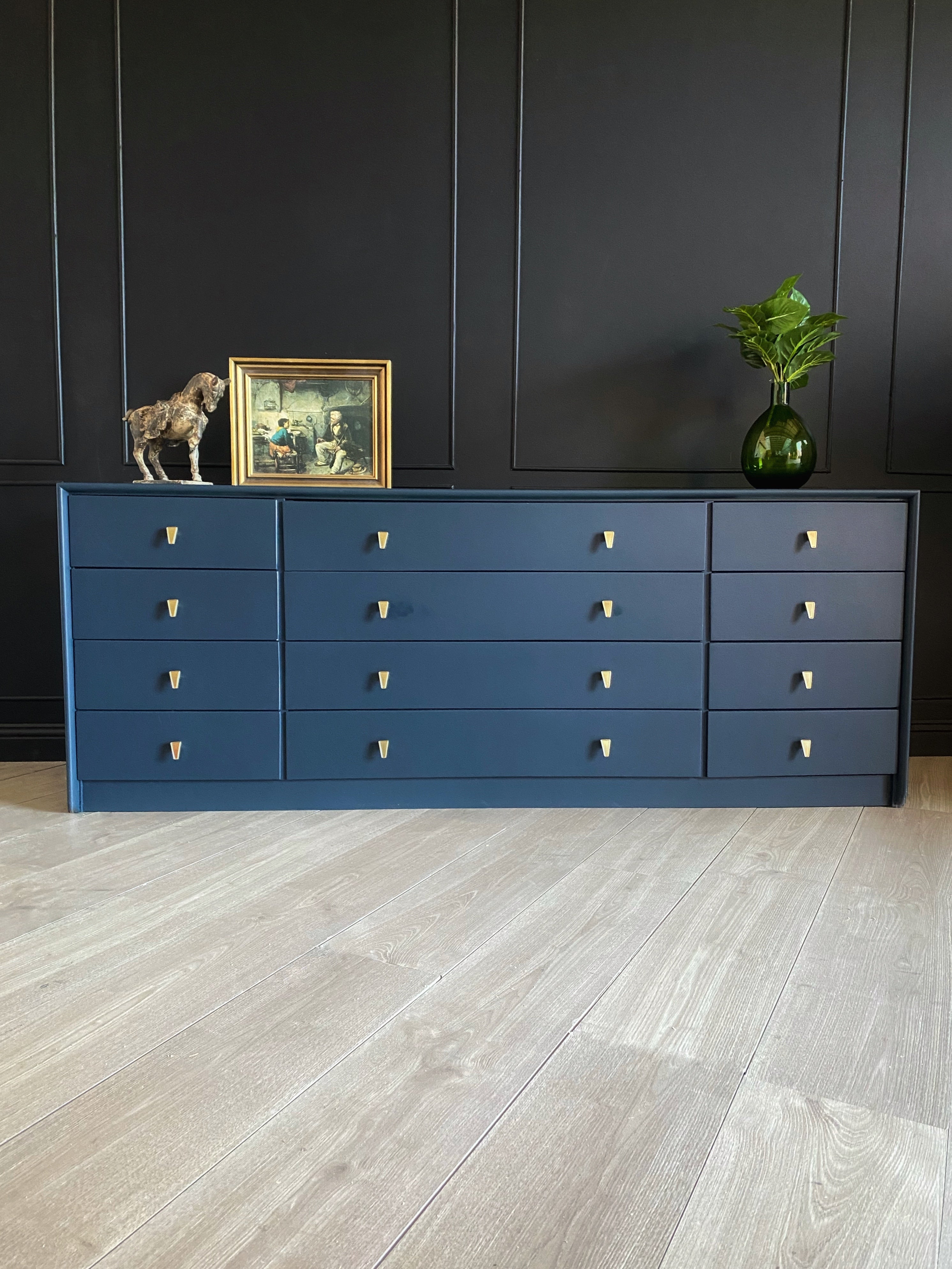 'Alrob Furniture' Blue Dresser