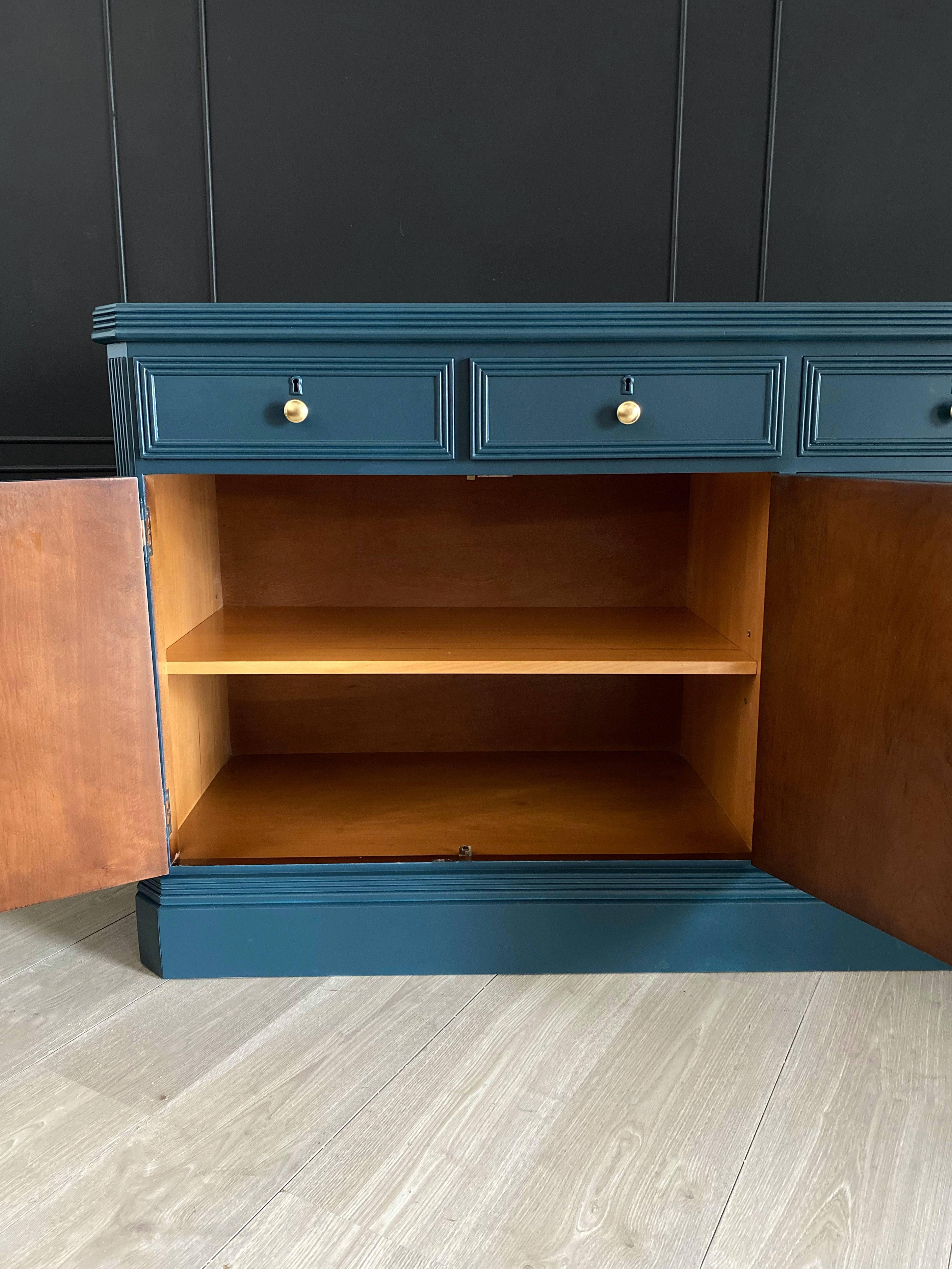 Superb Blue Buffet / Sideboard