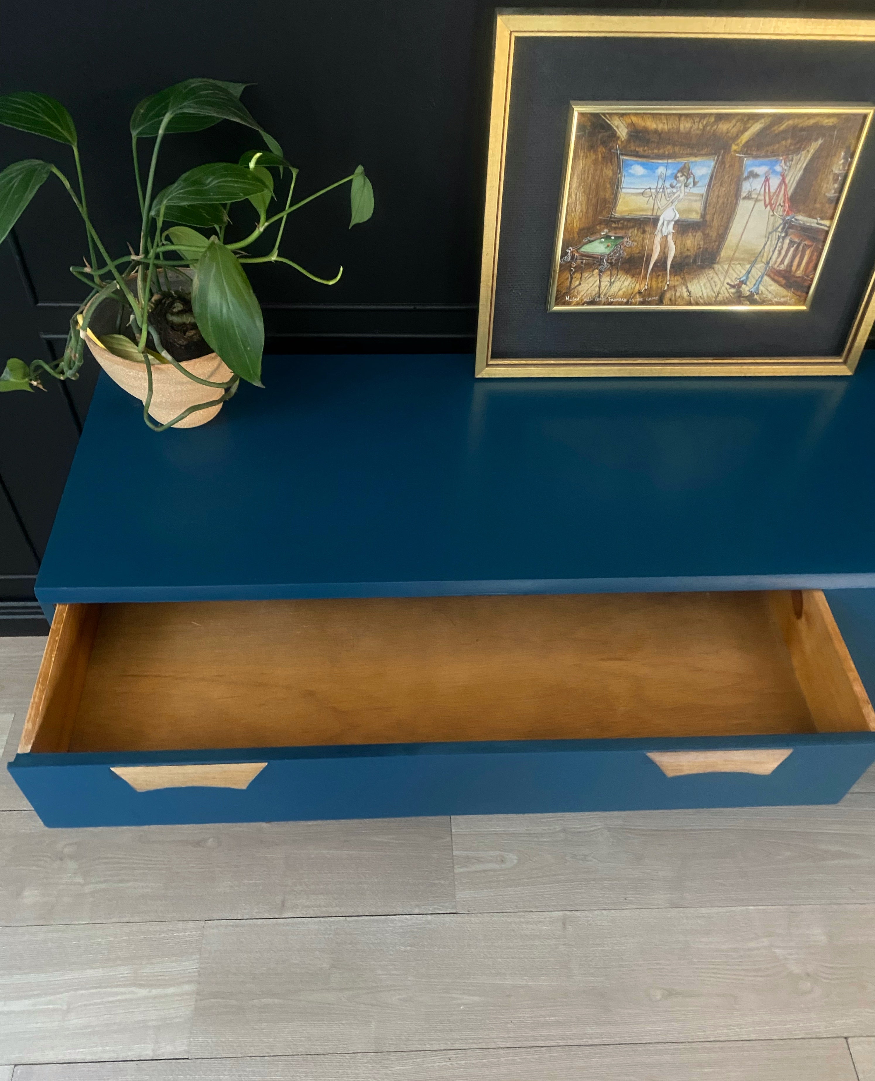 ‘Reliance Furniture’ vintage / retro / mid century / mcm dresser