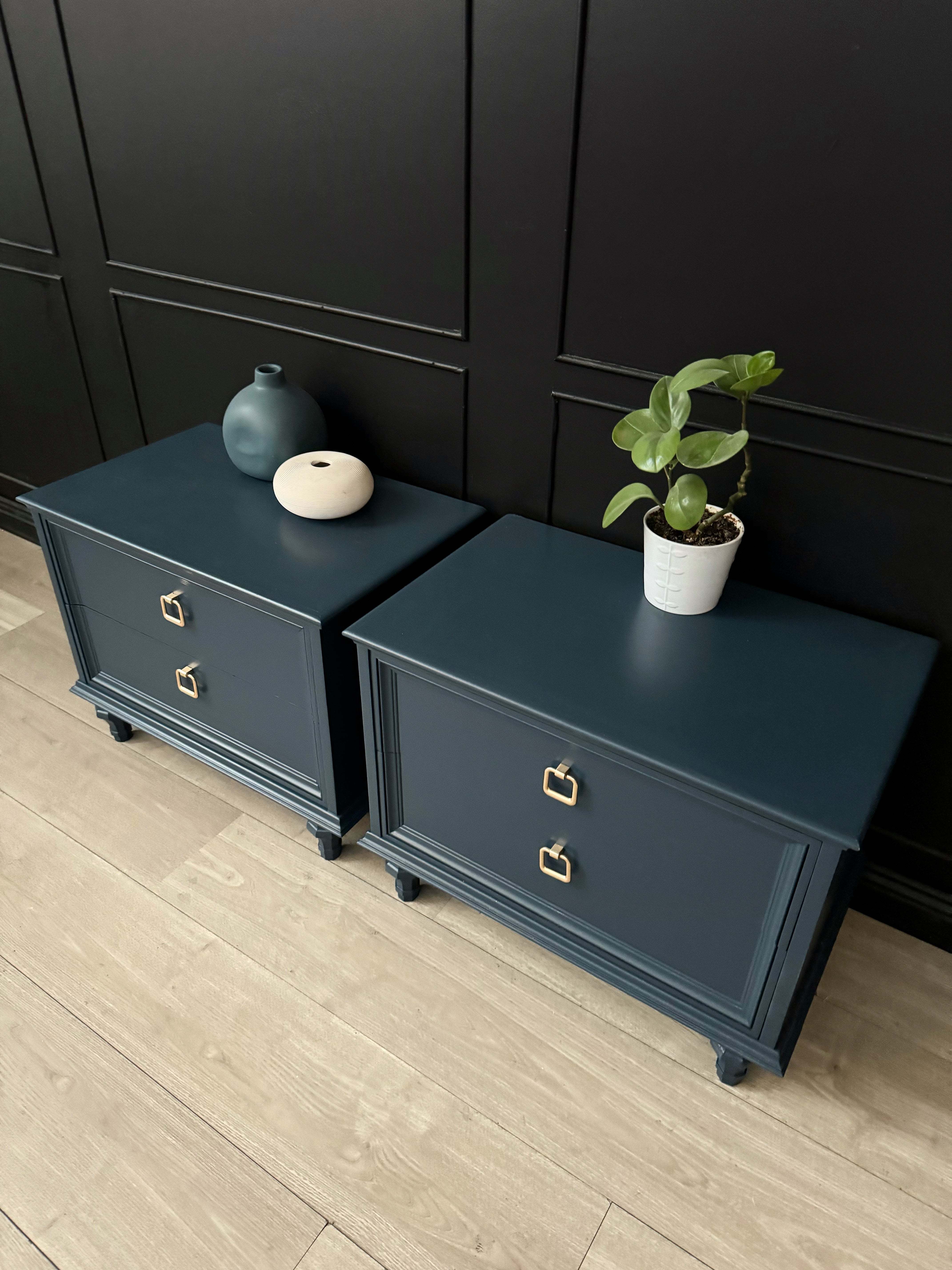 Hayson bedsides with gorgeous hardware (set)