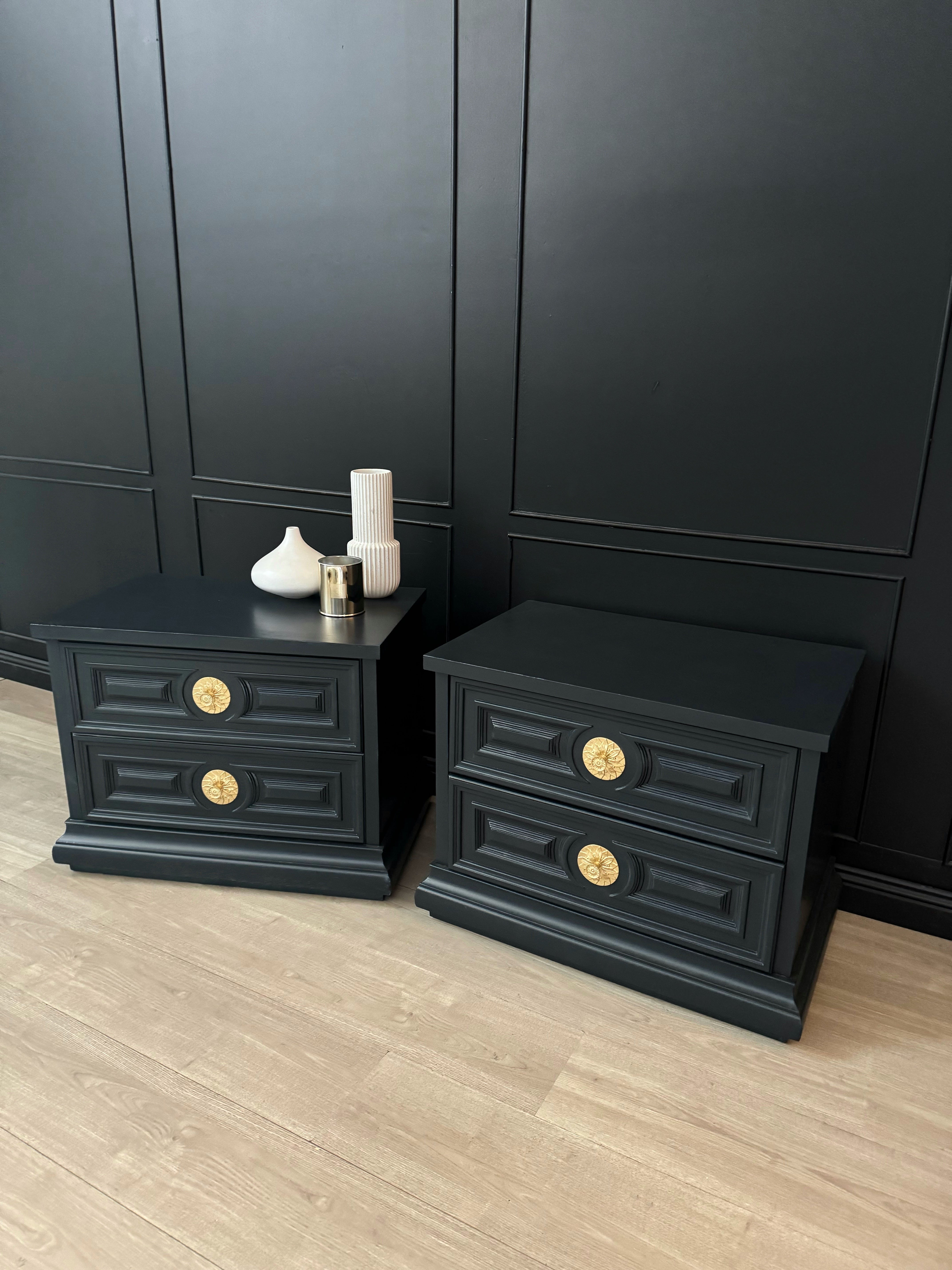 Stunning ‘Burgess Furniture’ Bedside tables (set)