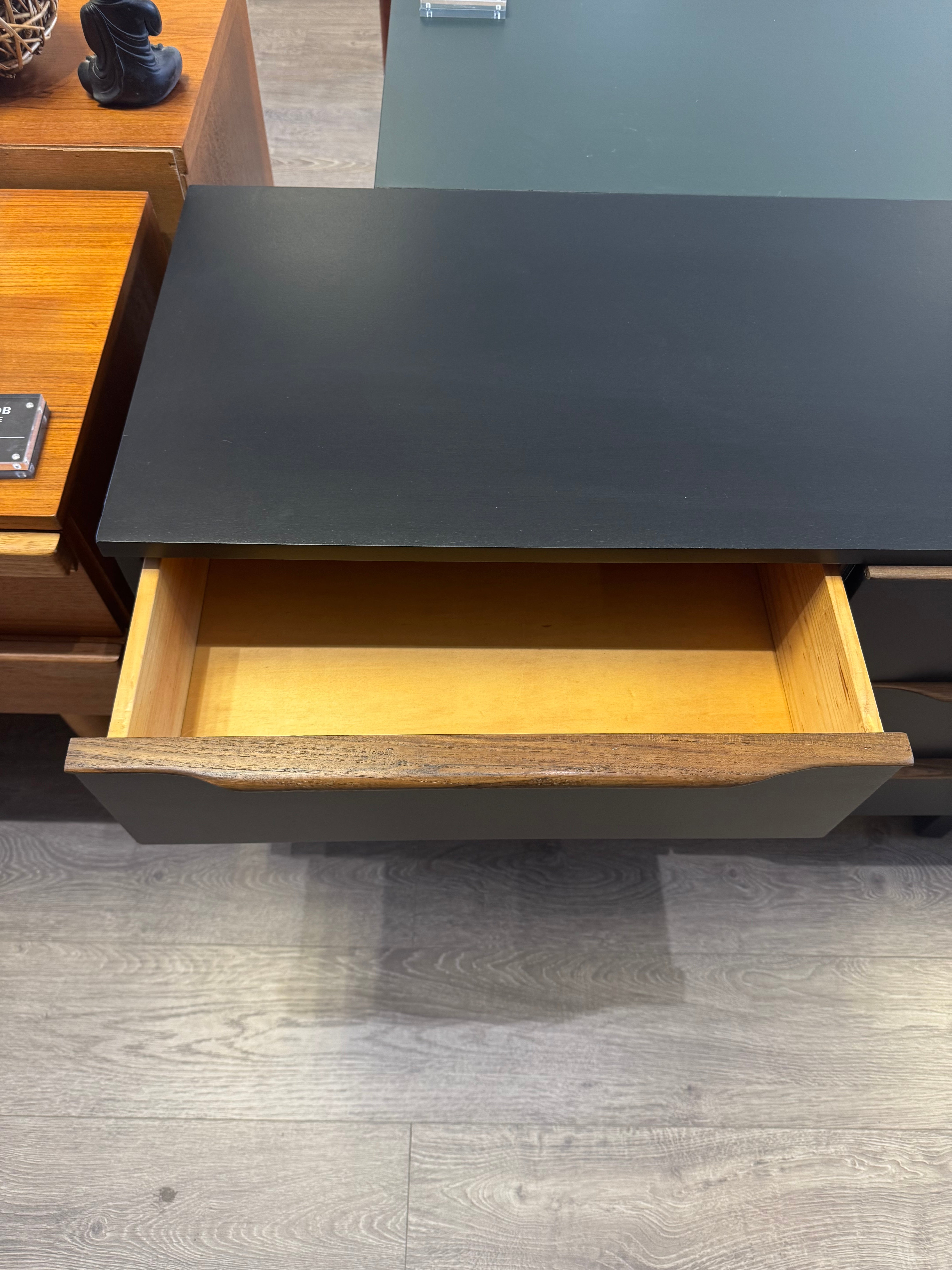 'Alrob' Dark Blue 9 drawer dresser