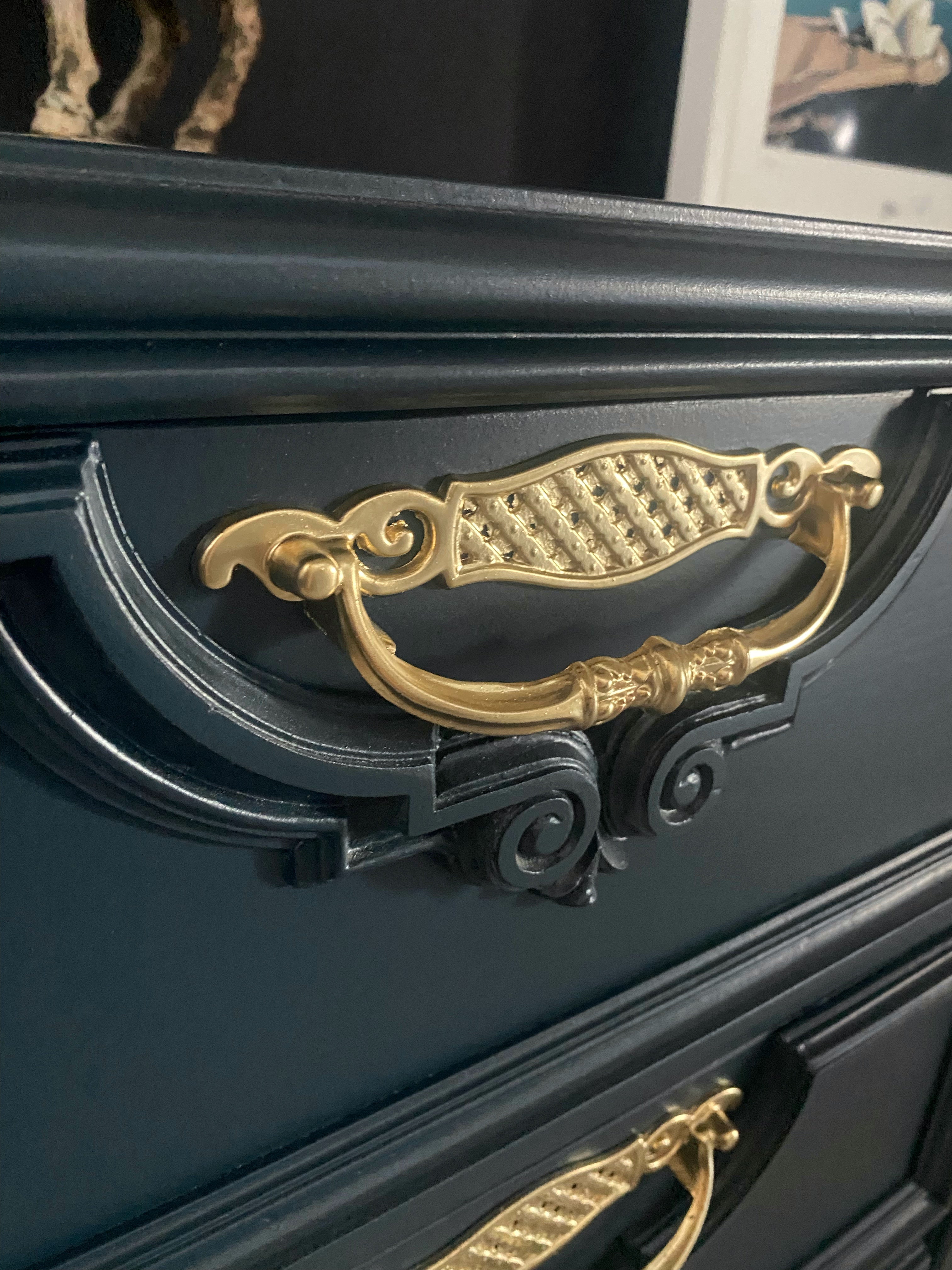 Stunning Berryman buffet / sideboard / dresser / tv unit