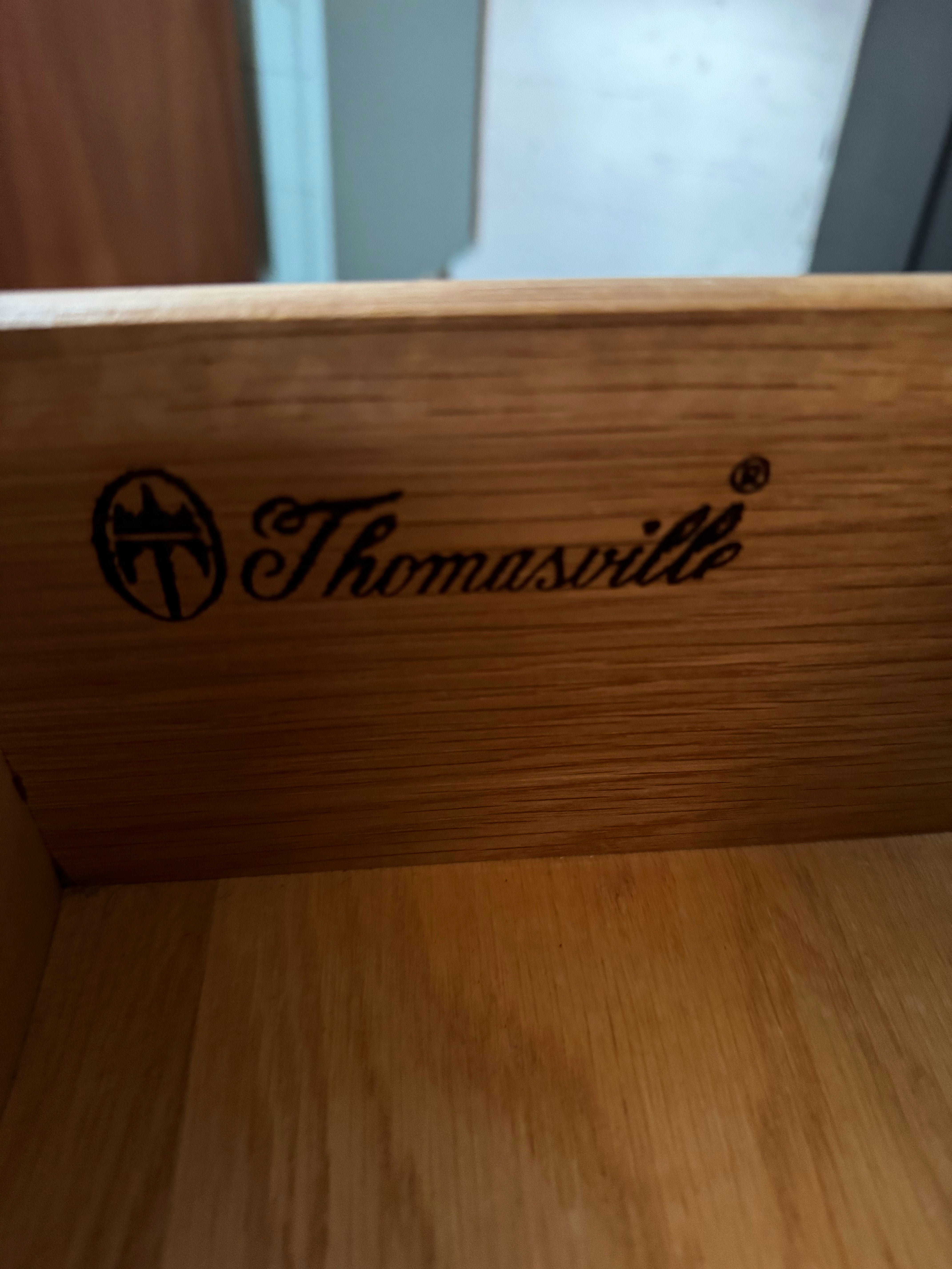 ‘Thomasville’ dresser / drawers