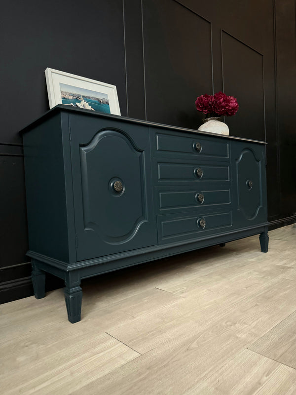 TH Brown sideboard blue, view 3