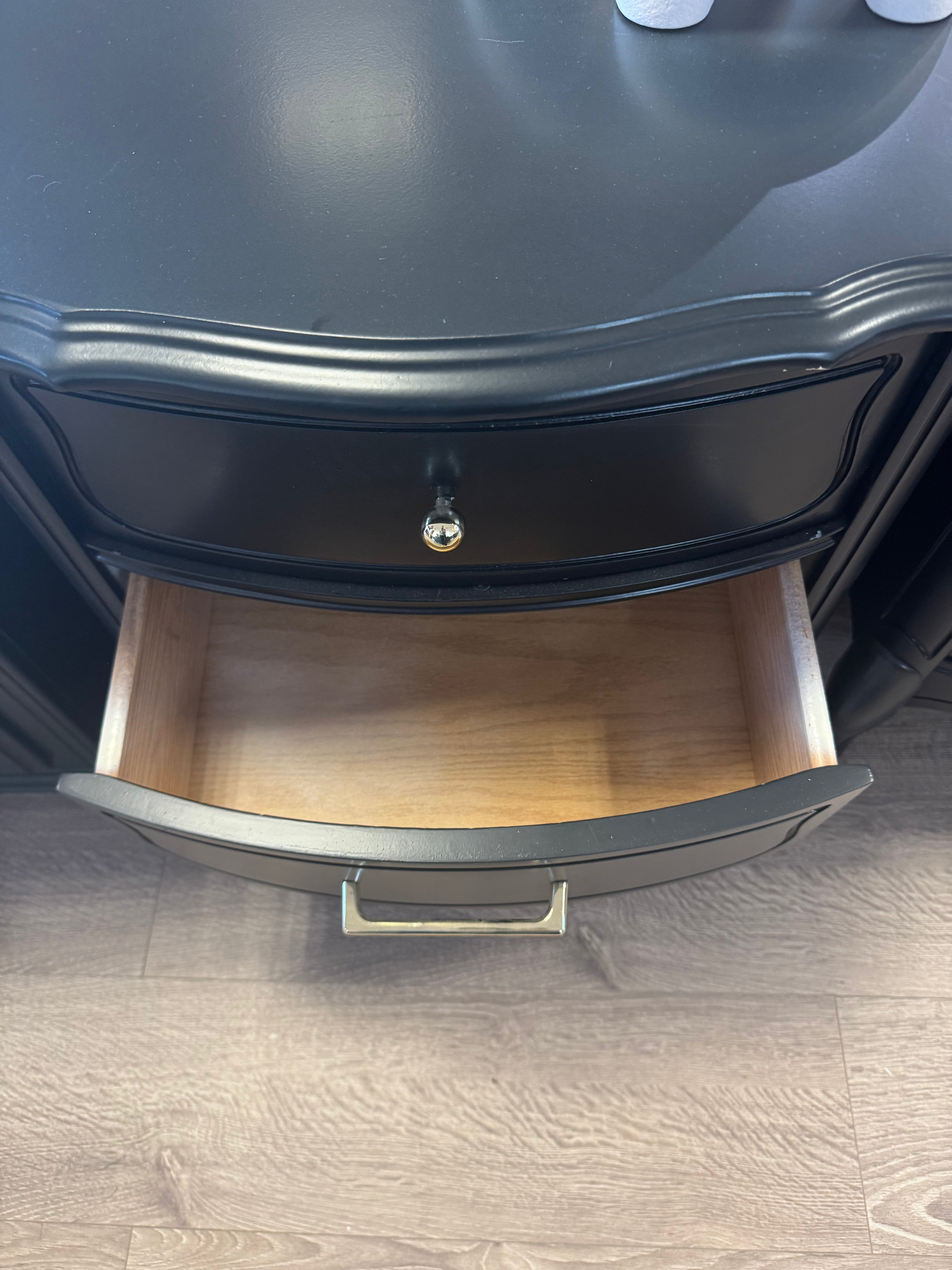 Lenoir House for 'Broyhill' Bedsides