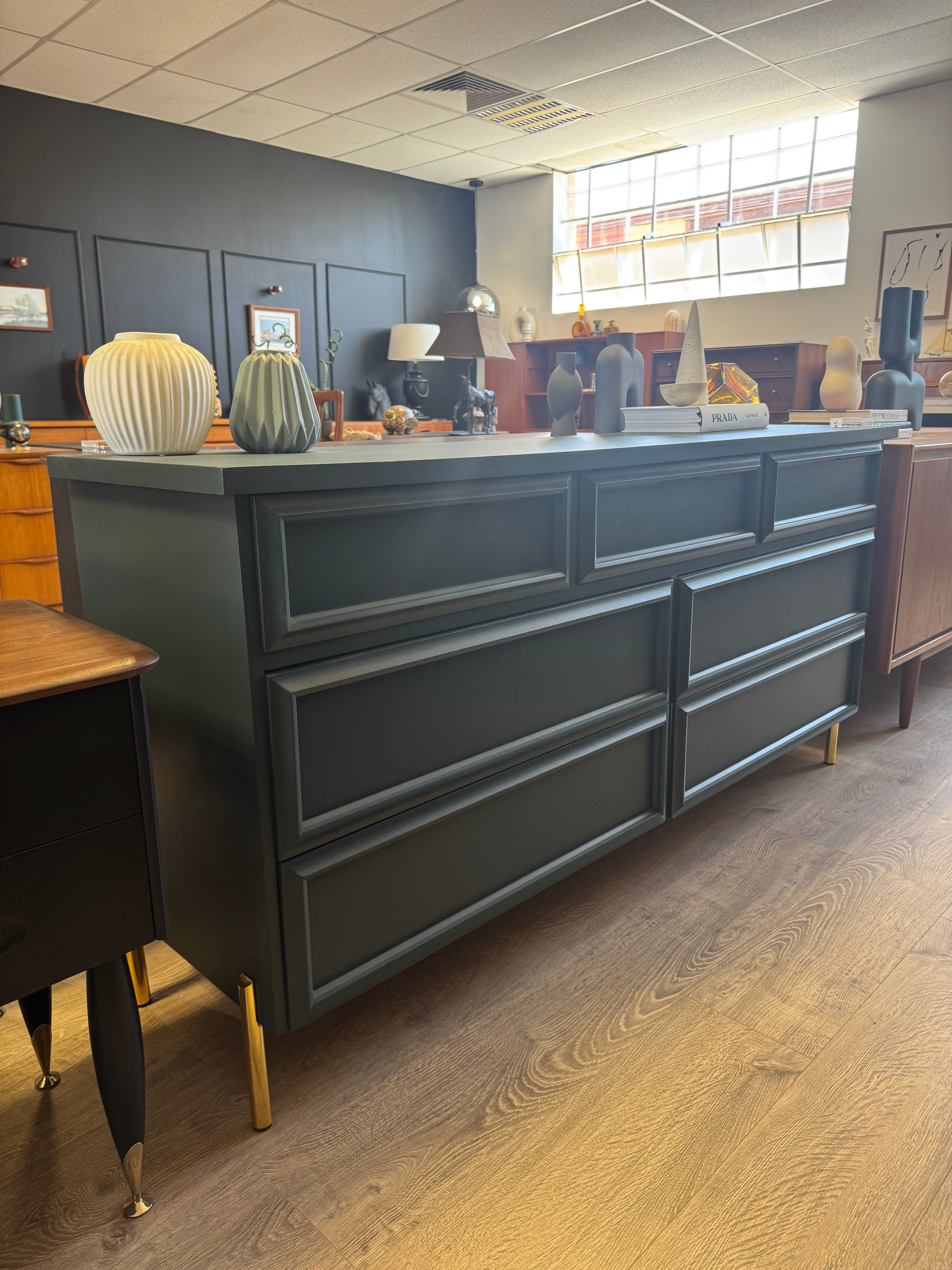 'Reliance Furniture' 7 Drawer Dresser with gold legs