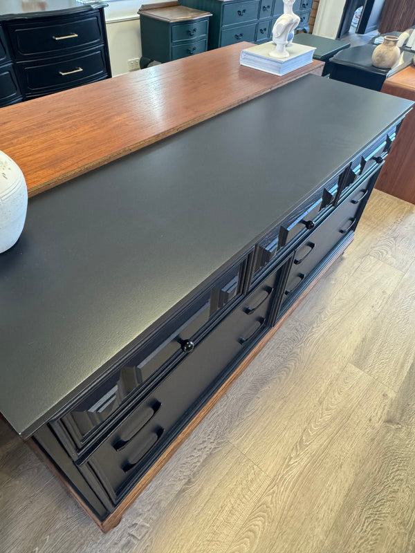 Reliance Furniture dresser black, view 5
