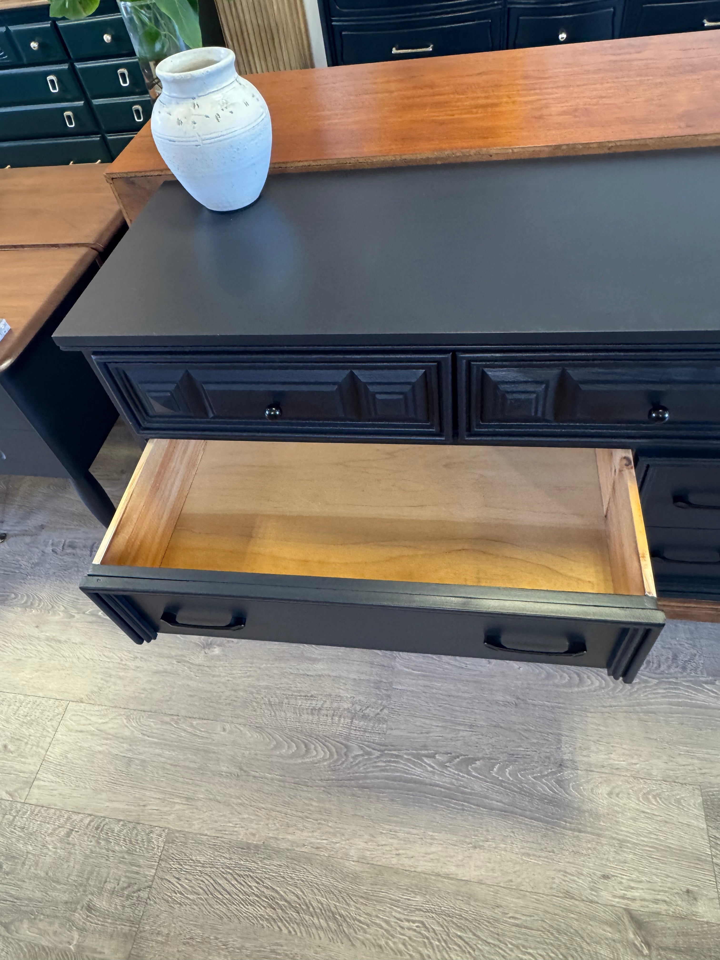 'Reliance Furniture' Black 7 Drawer Dresser