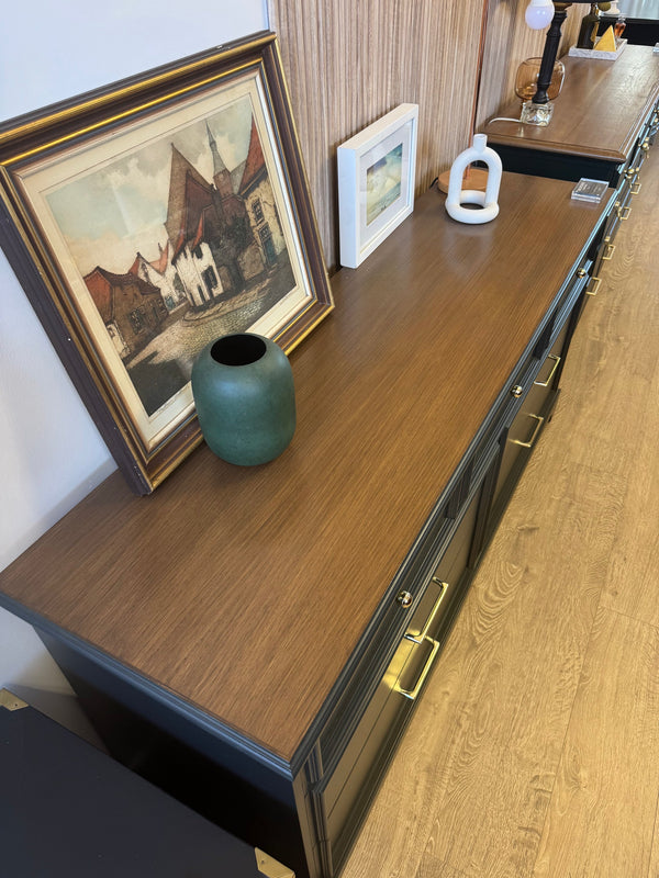 Belvedere dresser, view 4