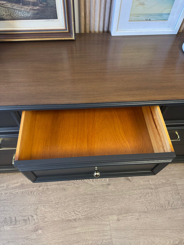 Belvedere dresser, view 5