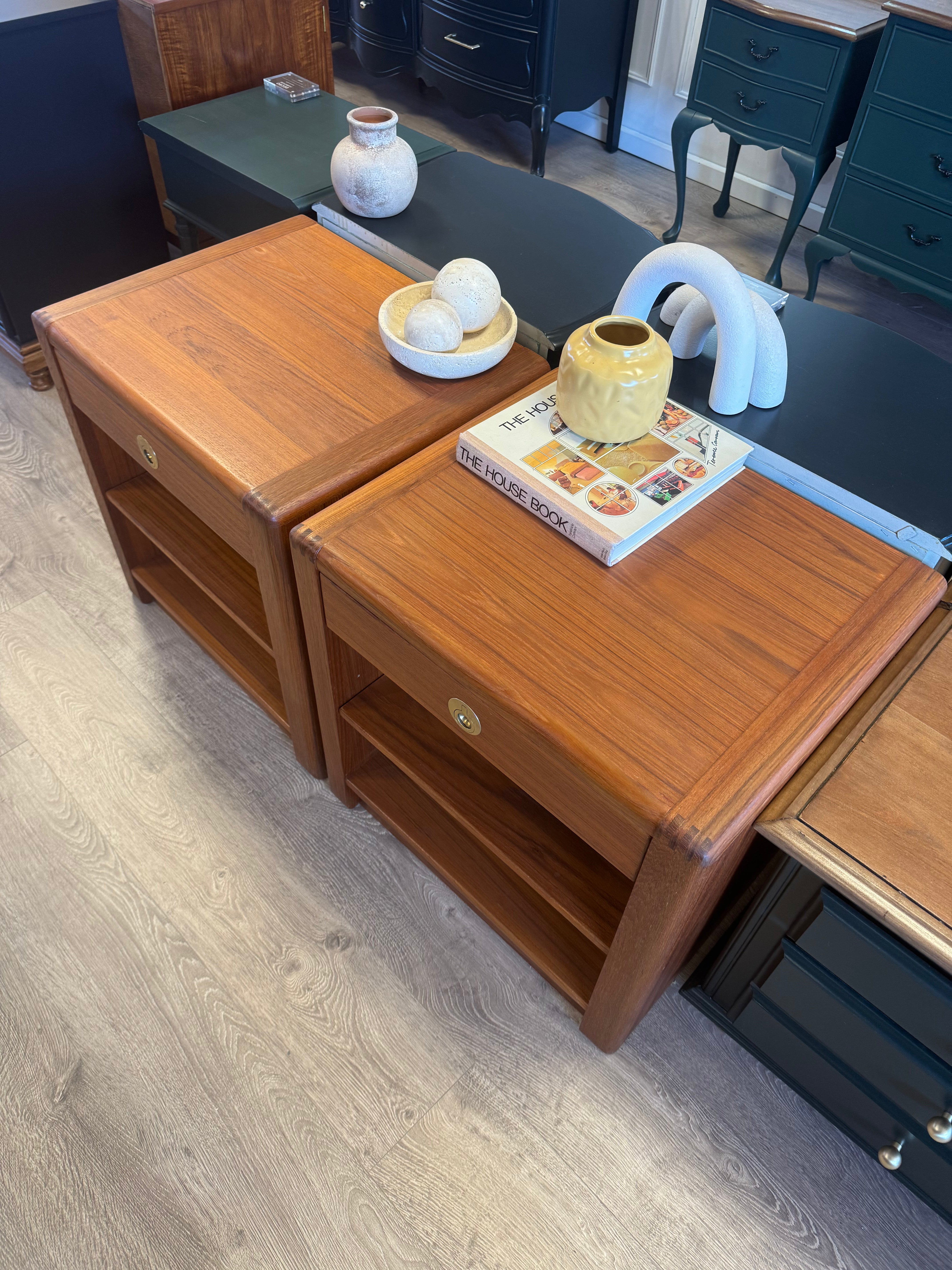 D-Scan 'Captain Line' Bedsides