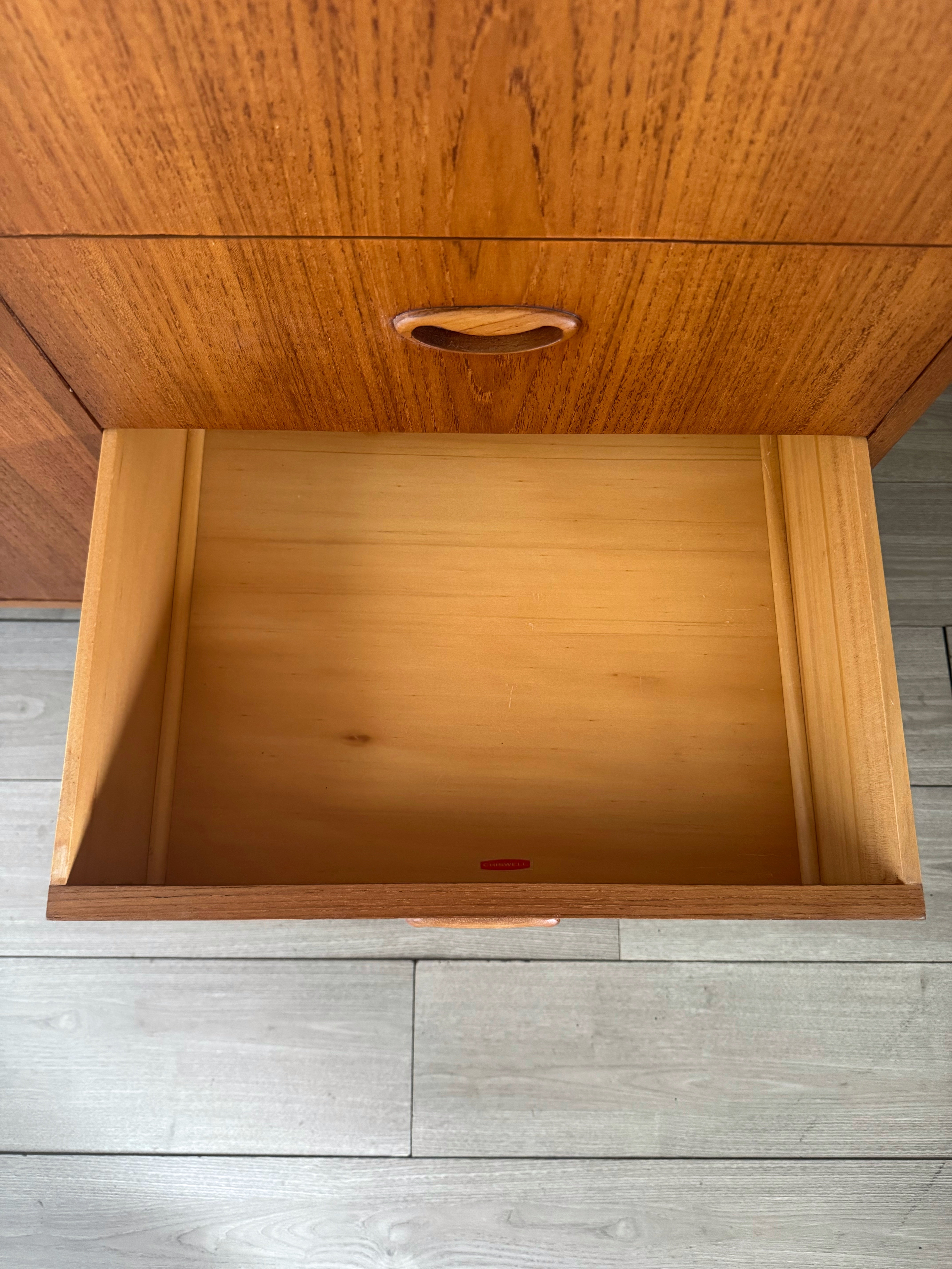 ‘Chiswell’ Cocktail Cabinet / Sideboard / Buffet