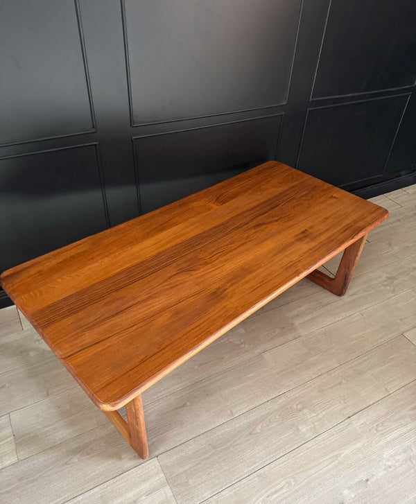 Mid-century coffee table, view 3
