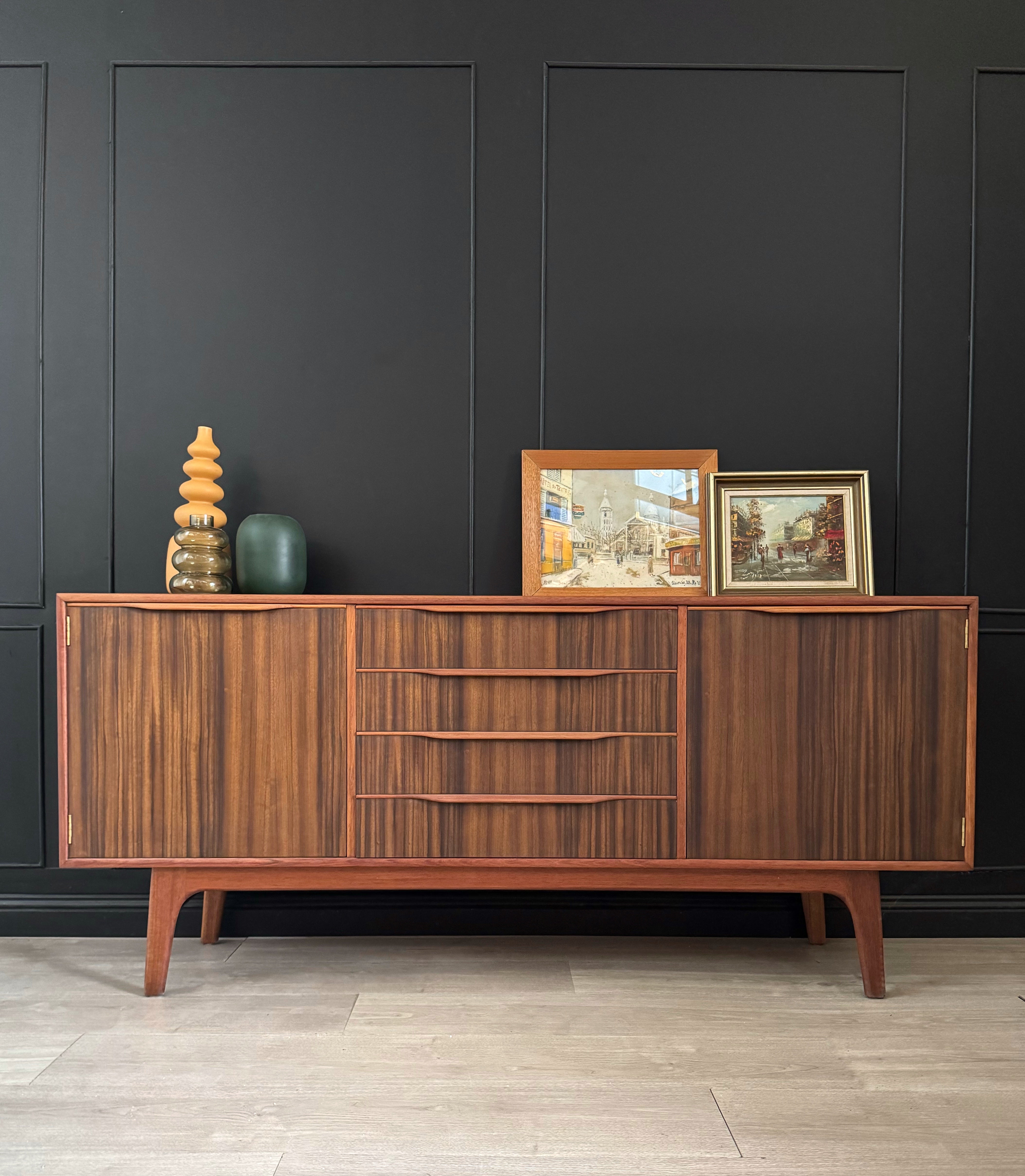 ‘Noblett’ Sideboard / Buffet