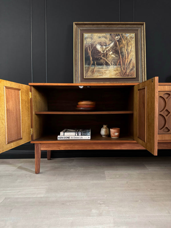 Avalon Furniture sideboard, view 6