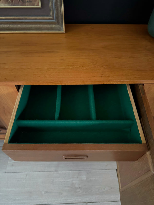 Avalon Furniture sideboard, view 8