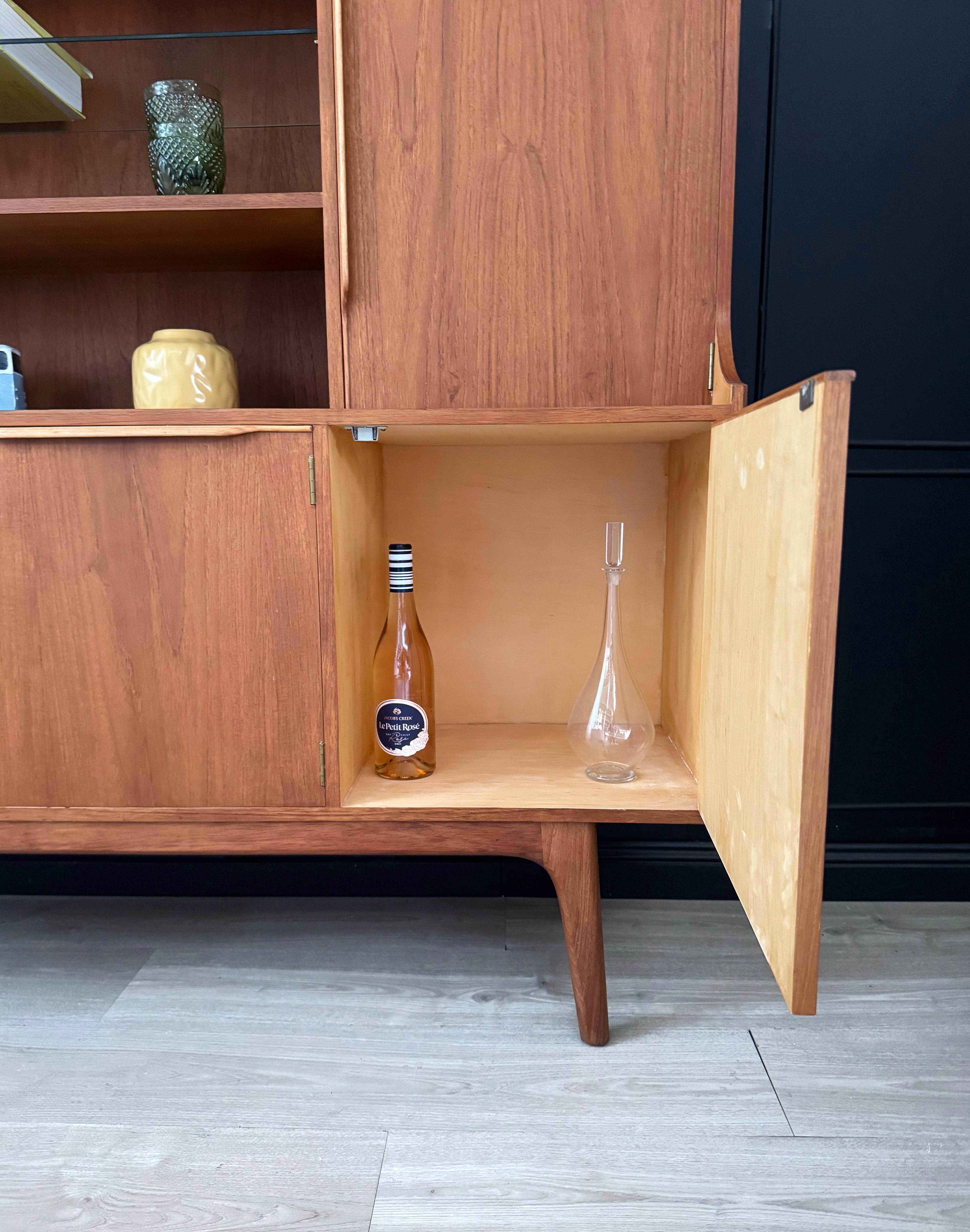 ‘Noblett Furniture’ cocktail cabinet / buffet / drinks cabinet