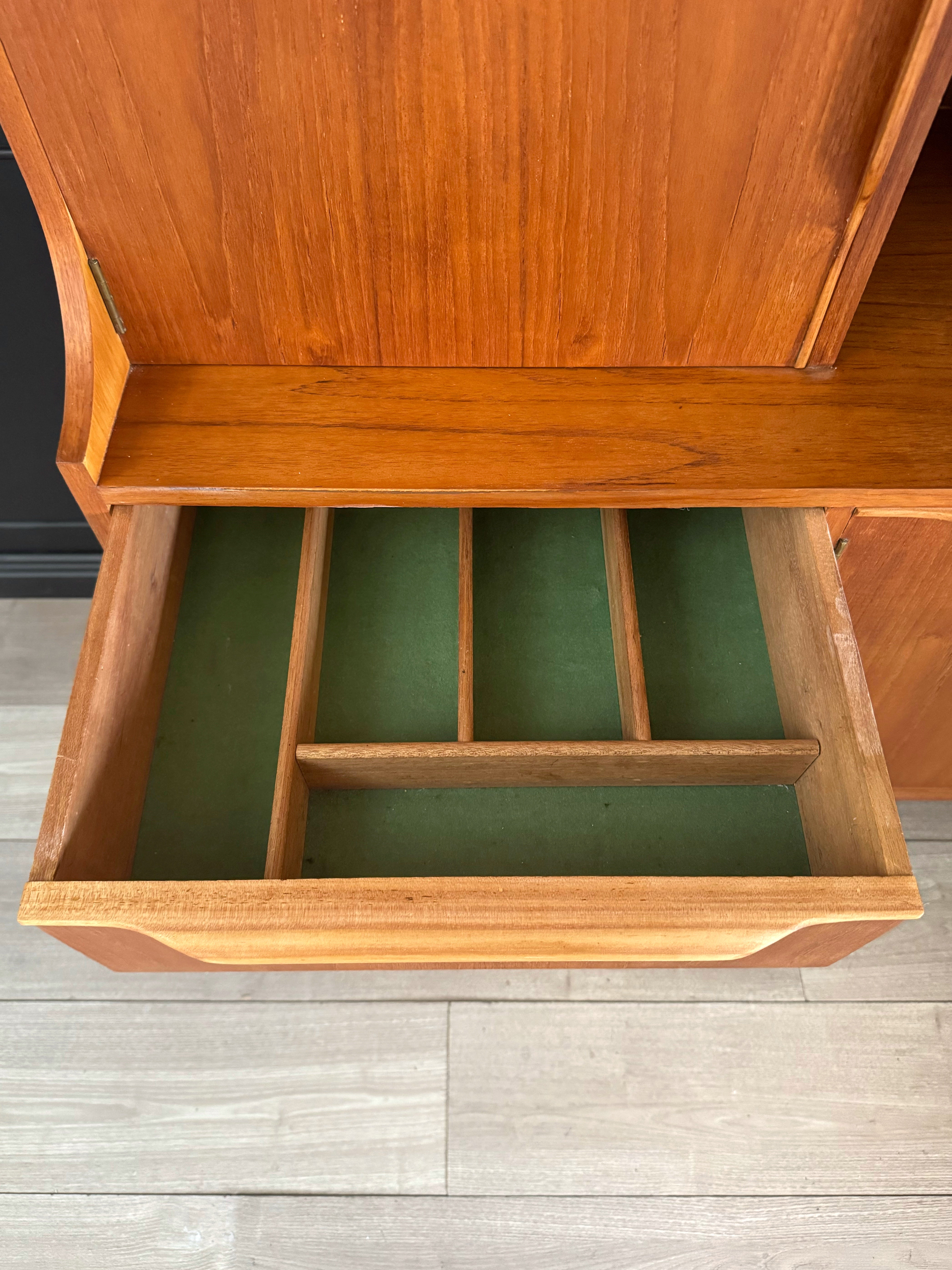 ‘Noblett Furniture’ cocktail cabinet / buffet / drinks cabinet