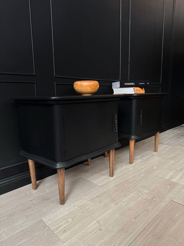 Mid-century bedside tables black, view 2