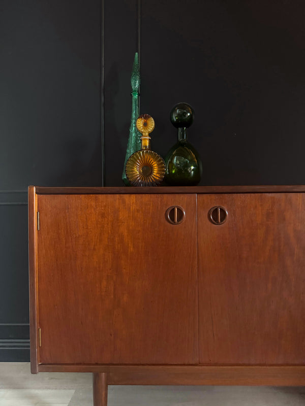 Parker Furniture sideboard teak, view 4