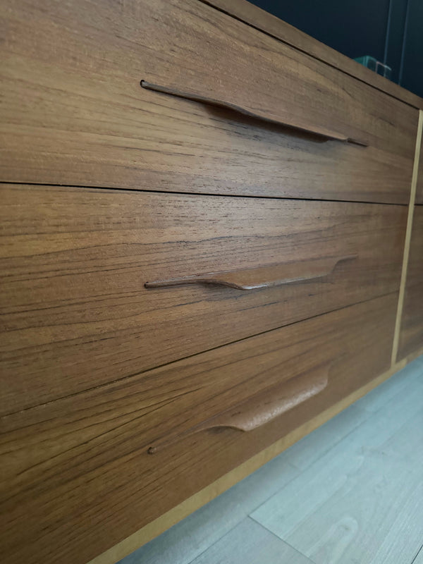 Mid-century dresser, view 6