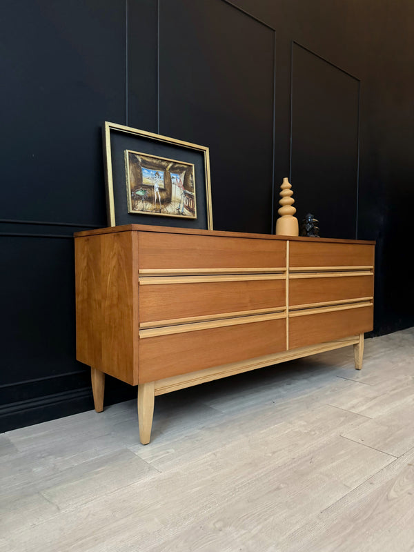Reliance Furniture dresser, view 3