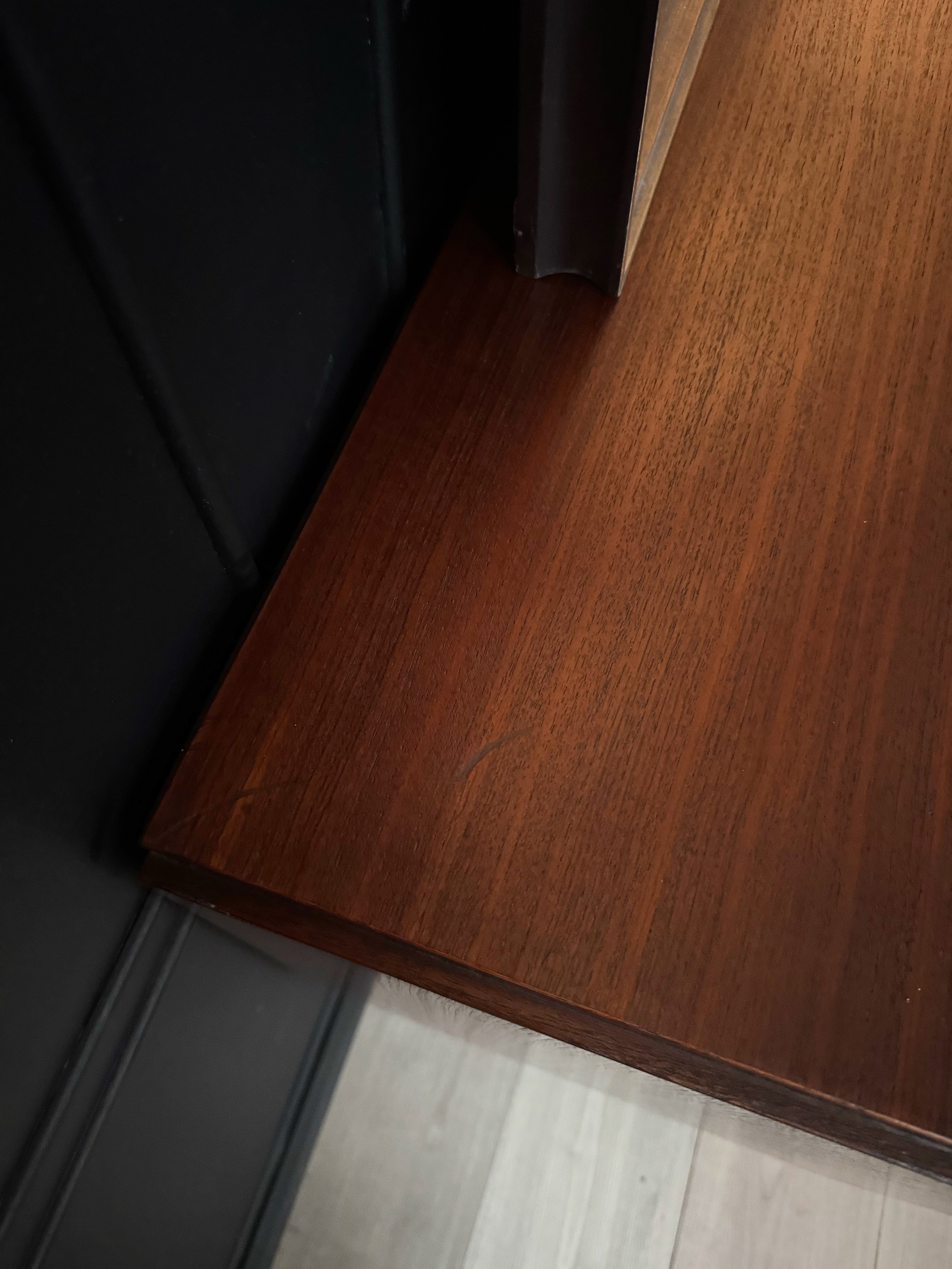 Stunning ‘Mobili Besana’ Italian mid century buffet / sideboard / credenza