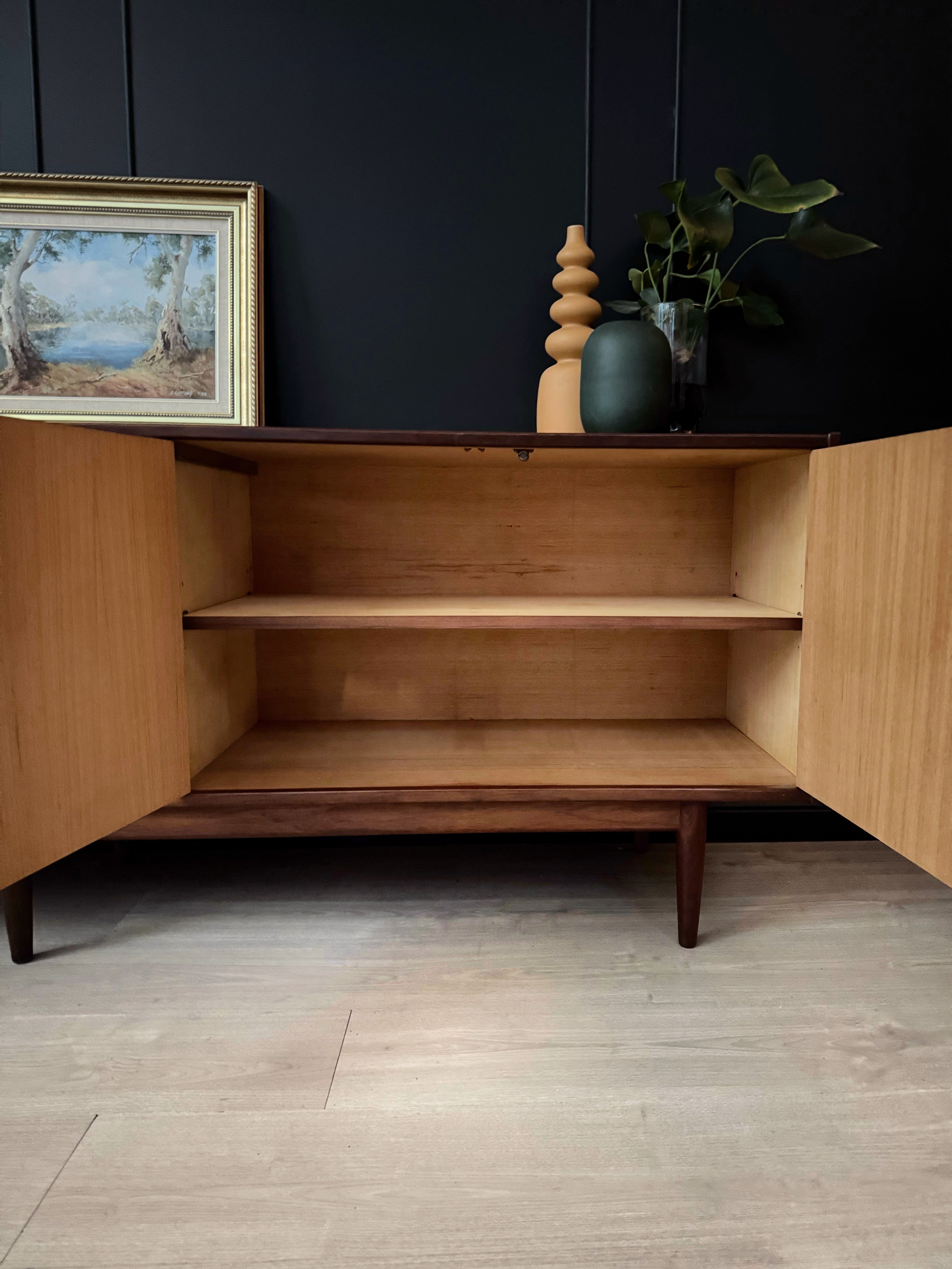 Parker Nordic Cats Eye Buffet / Sideboard