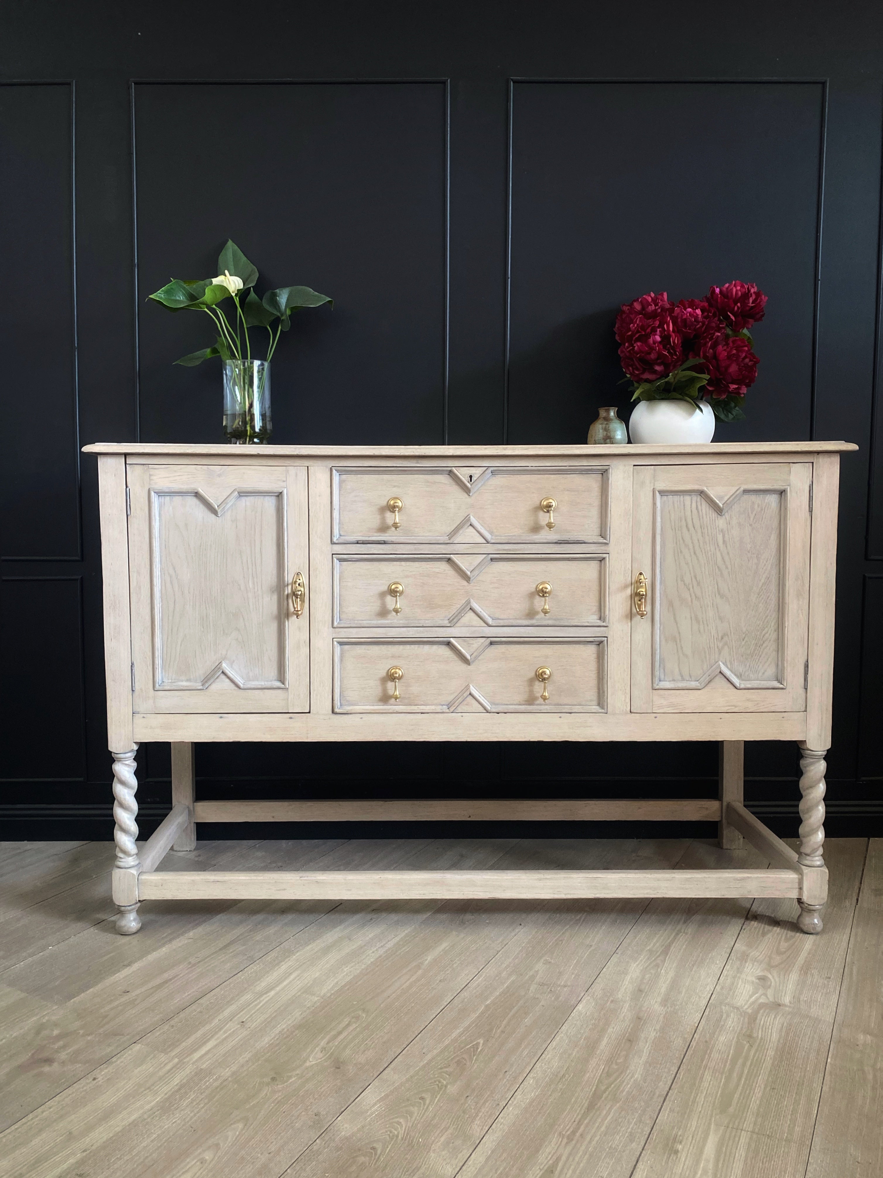 Stunning Solid Wood Jacobean Sideboard / Buffet