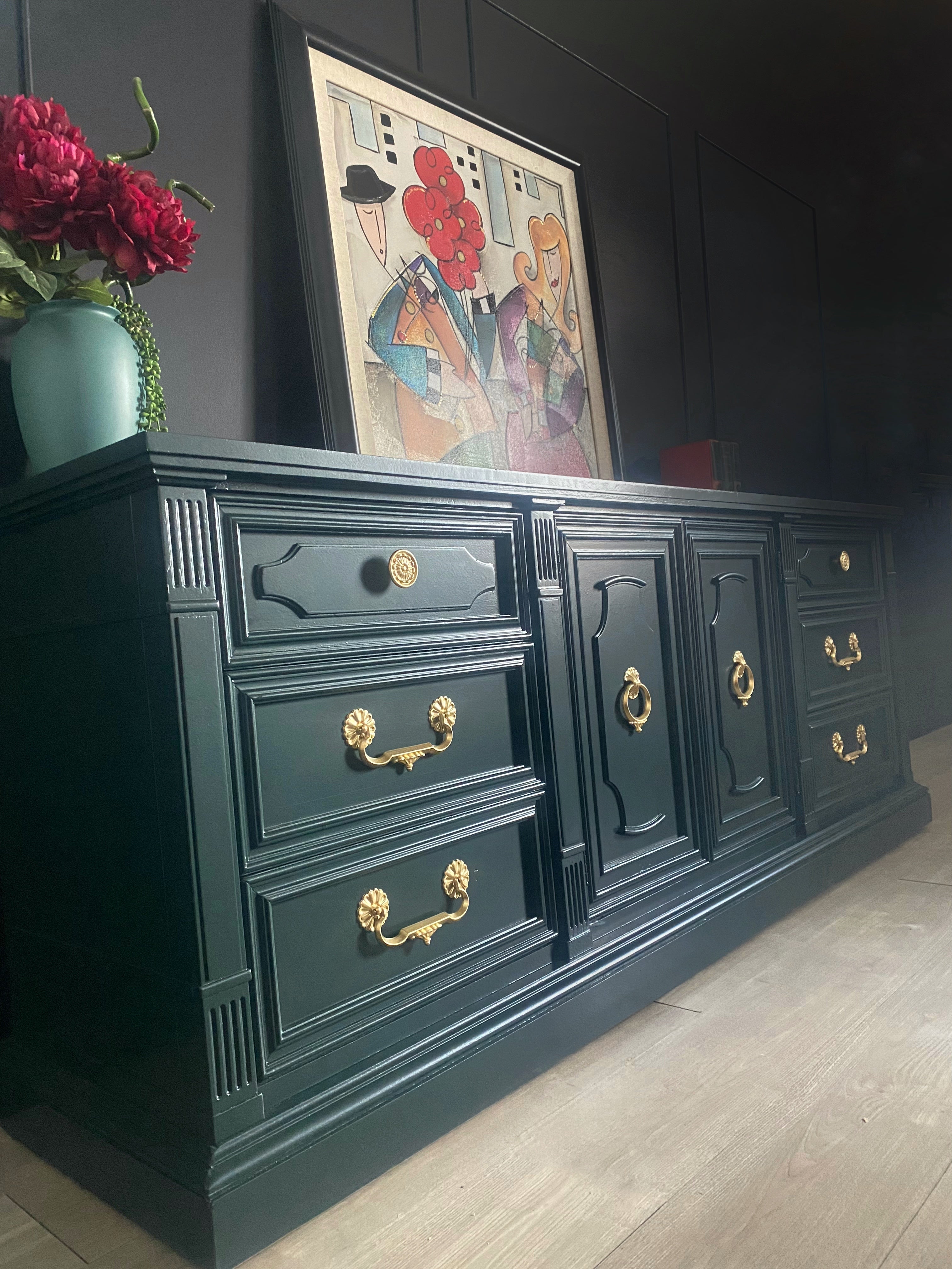 Stunning ‘DREXEL FURNITURE’ dark green dresser / sideboard / buffet