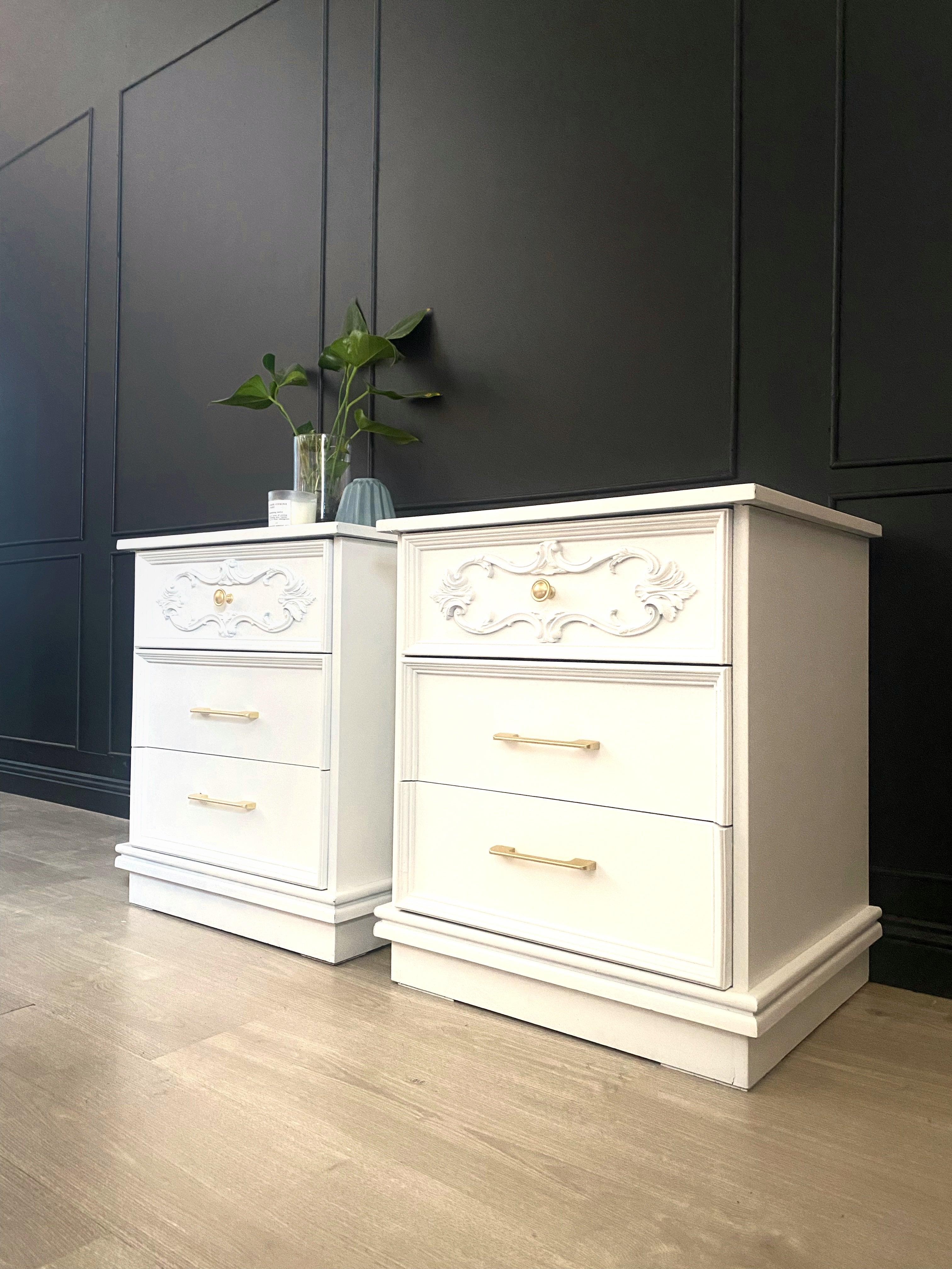 White bedside tables with drawer detail (set)