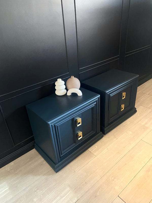 Thomasville bedside tables dark blue, view 4