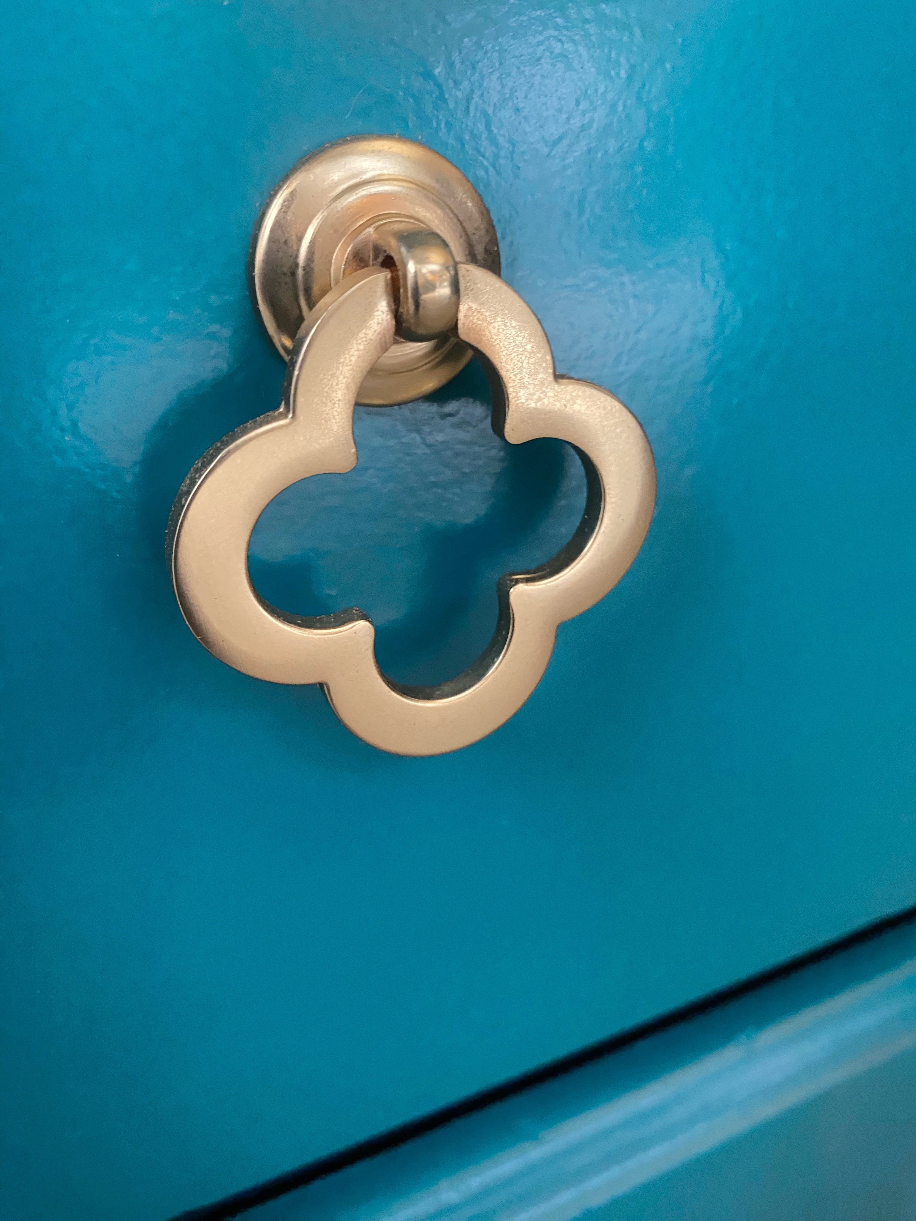 Bright teal 7 drawer dresser