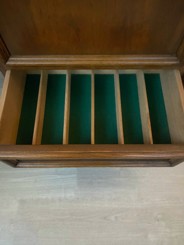 Mid-century sideboard, view 8