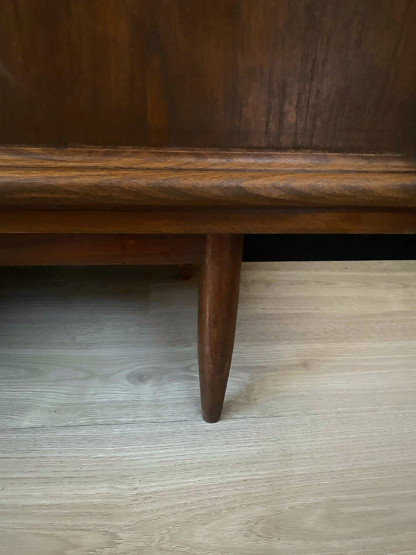 Mid-century sideboard, view 10
