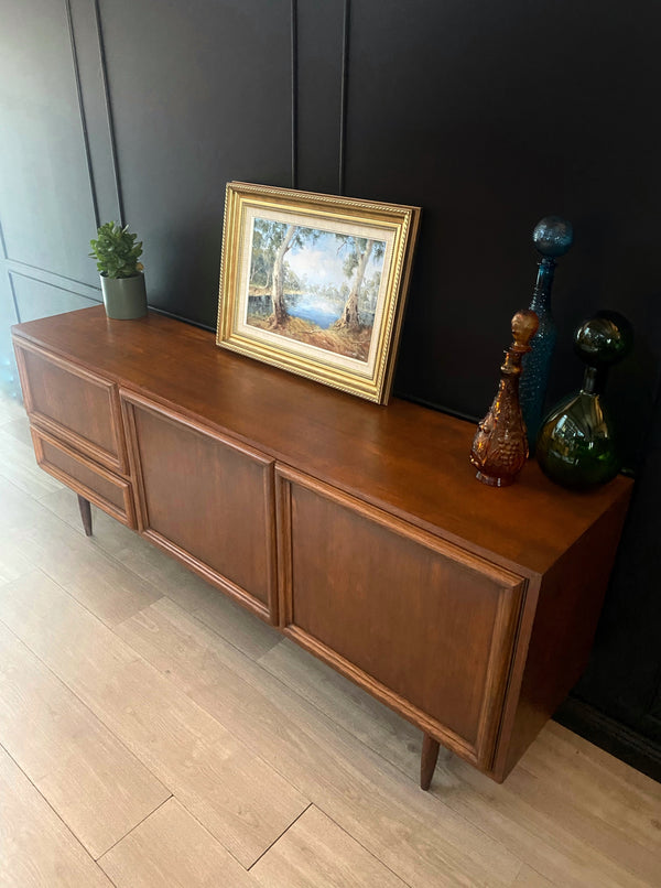 Mid-century sideboard, view 6