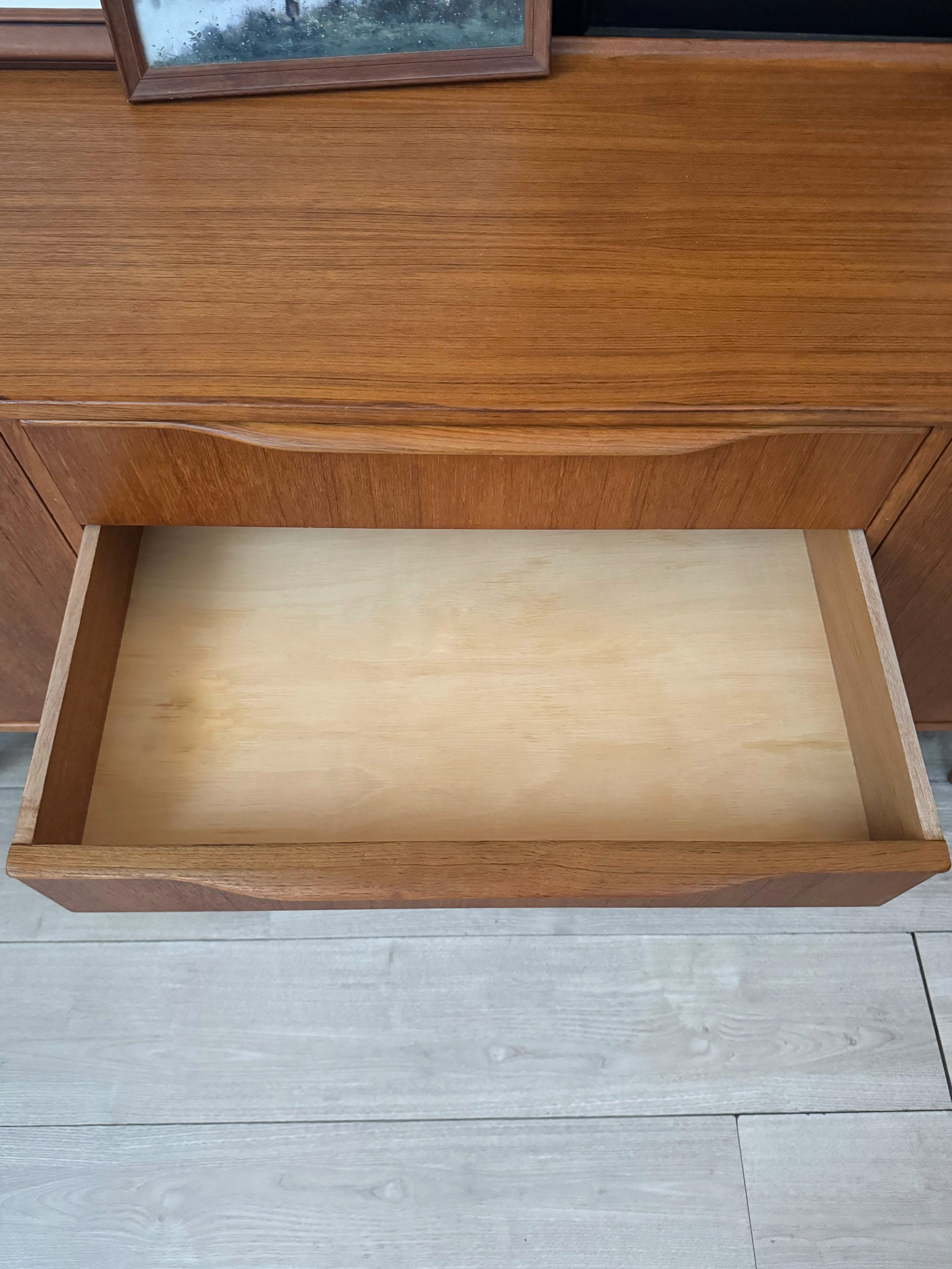 Stunning ‘Noblett Furniture’ sideboard / credenza / buffet