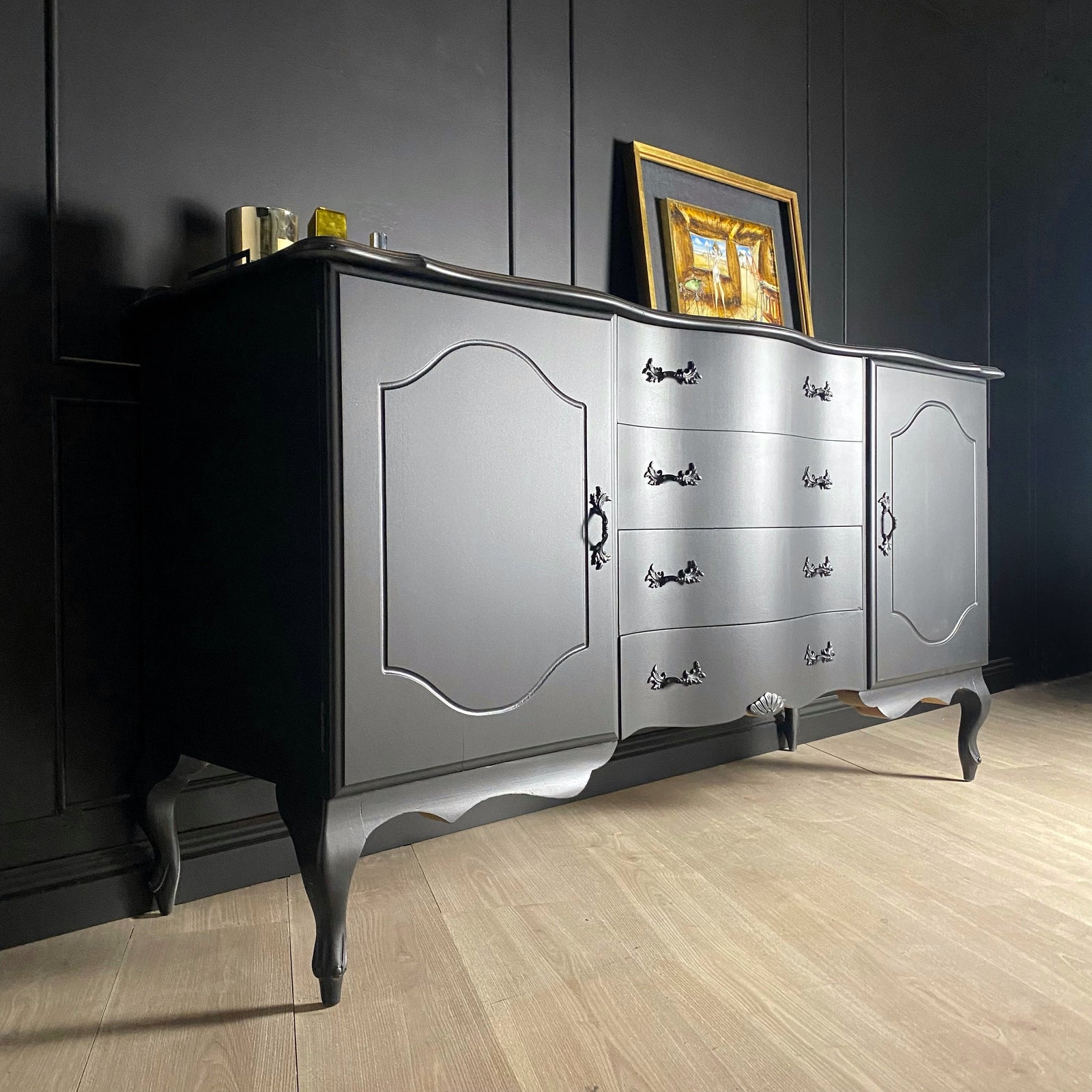 Mid-century sideboard black