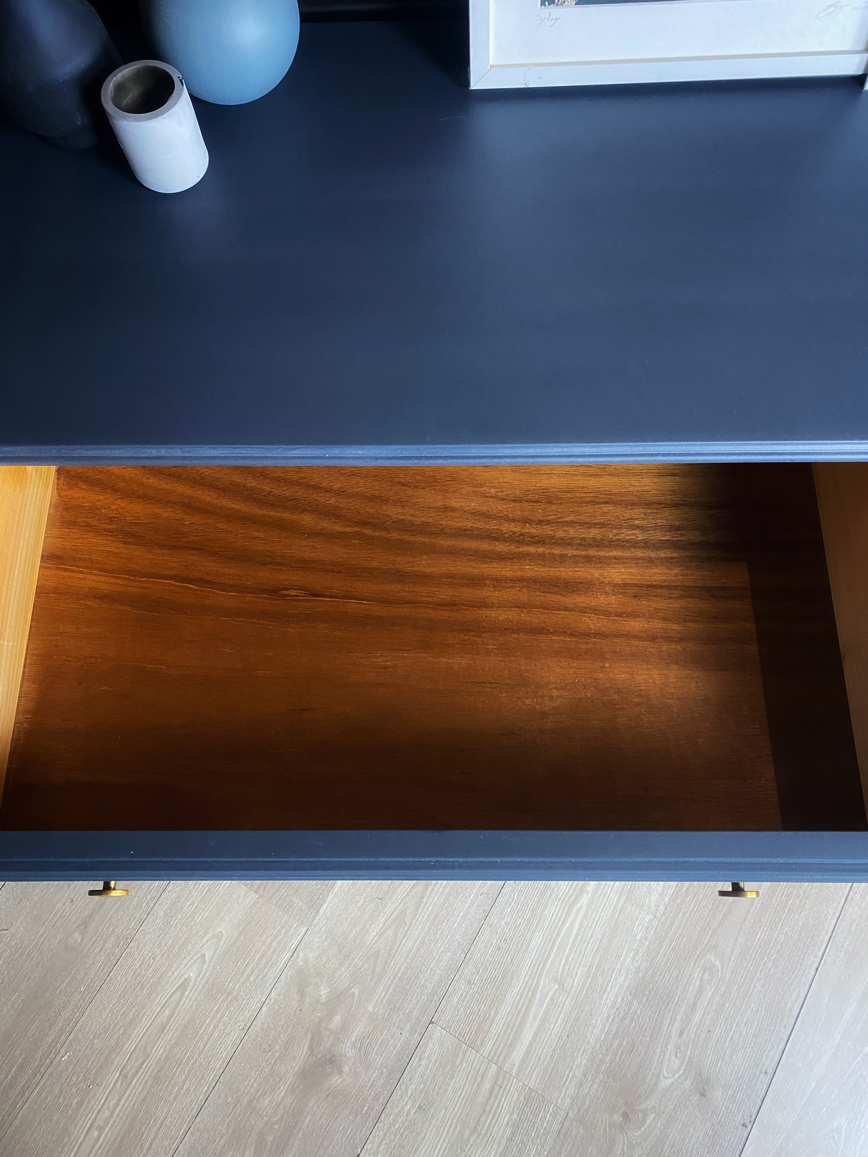 Stunning Blue 8 drawer dresser