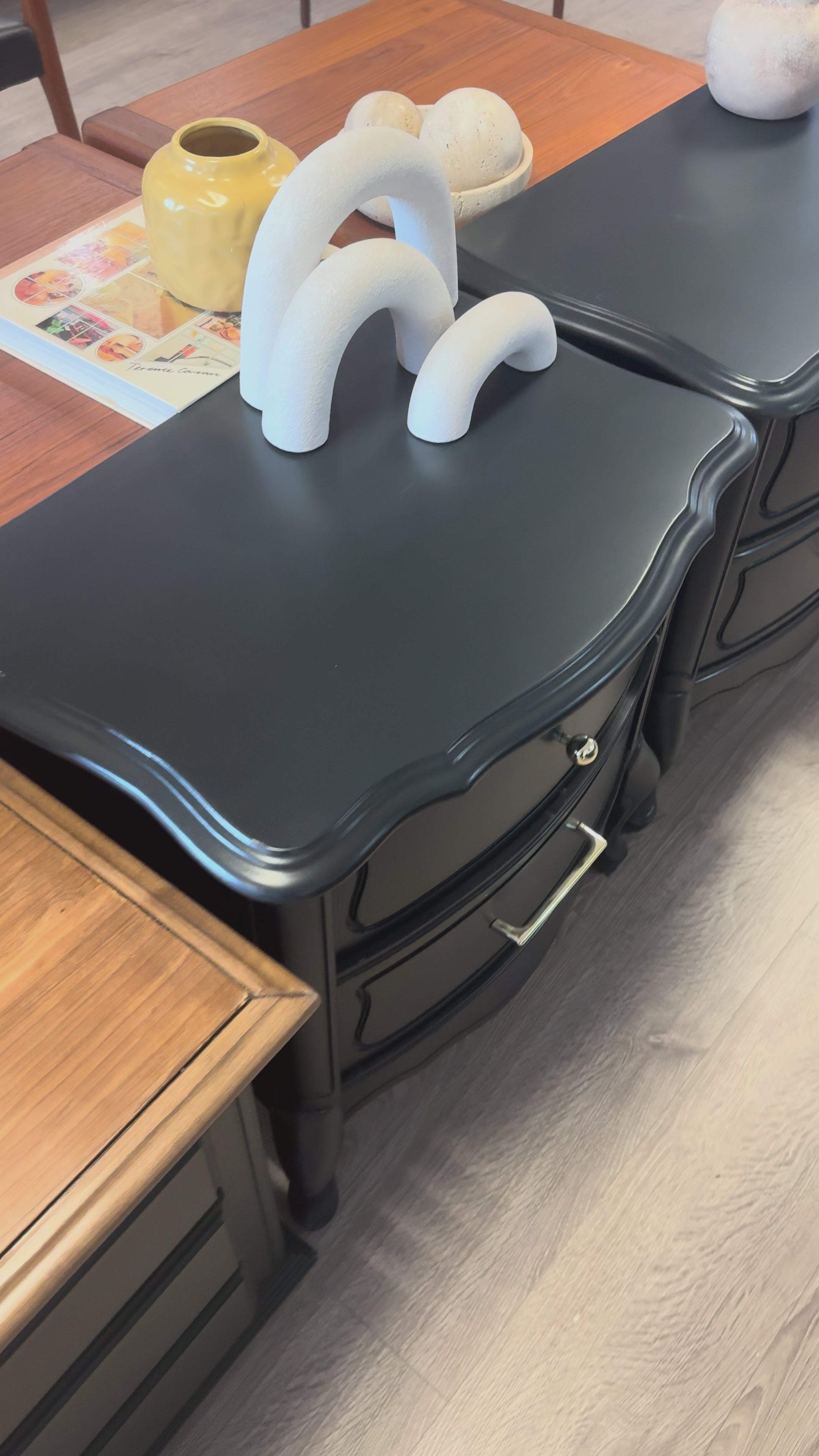 Lenoir House for 'Broyhill' Bedsides