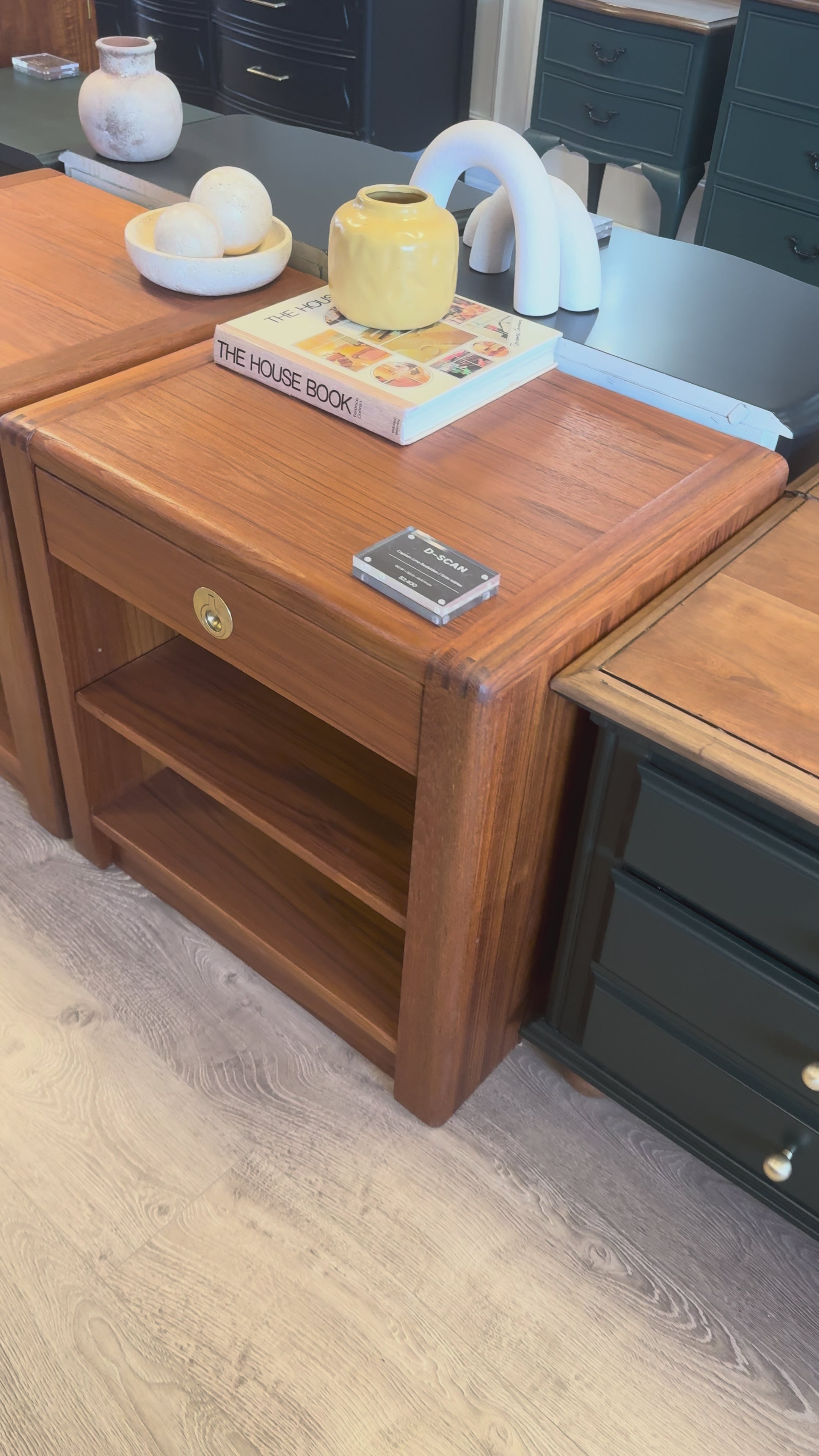 D-Scan 'Captain Line' Bedsides