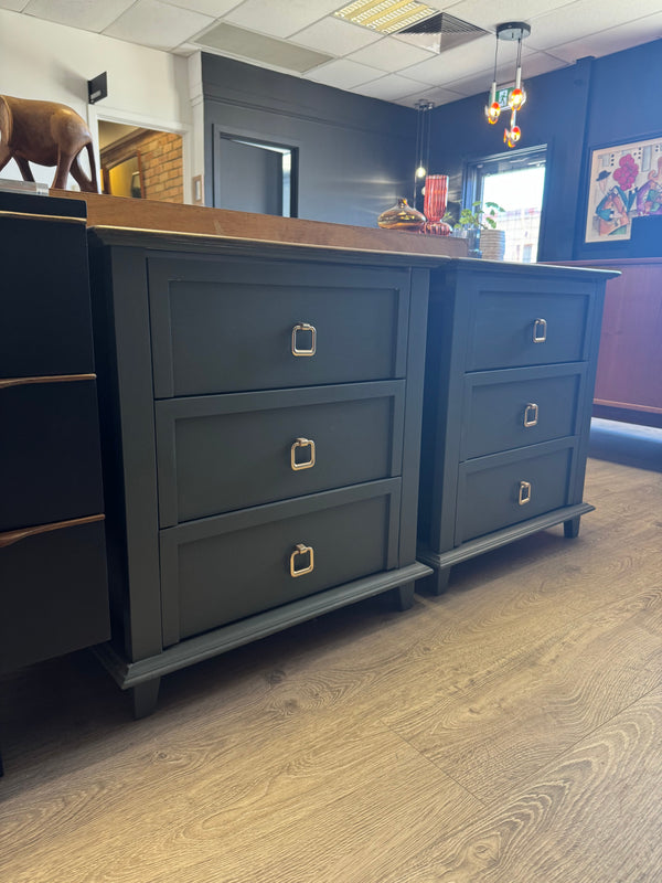 SAS Furniture bedside tables sage green, view 2