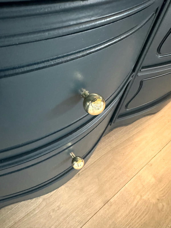 Thomasville dresser, view 6