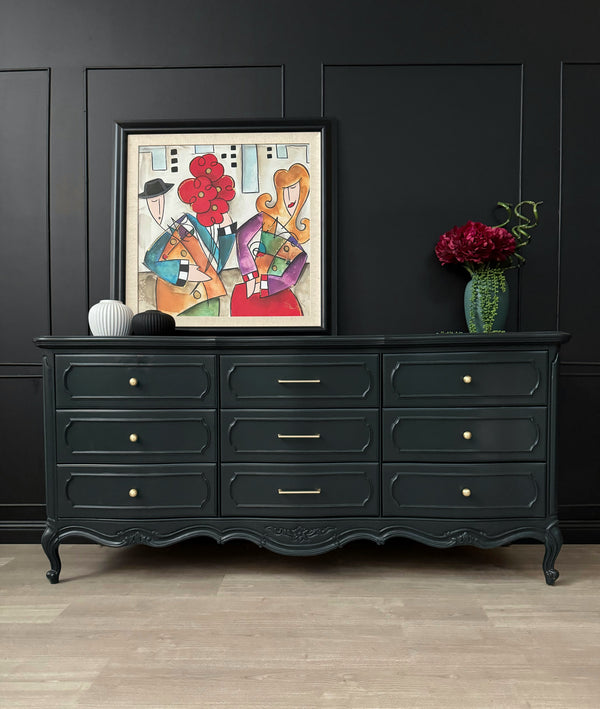 Thomasville dresser, view 2