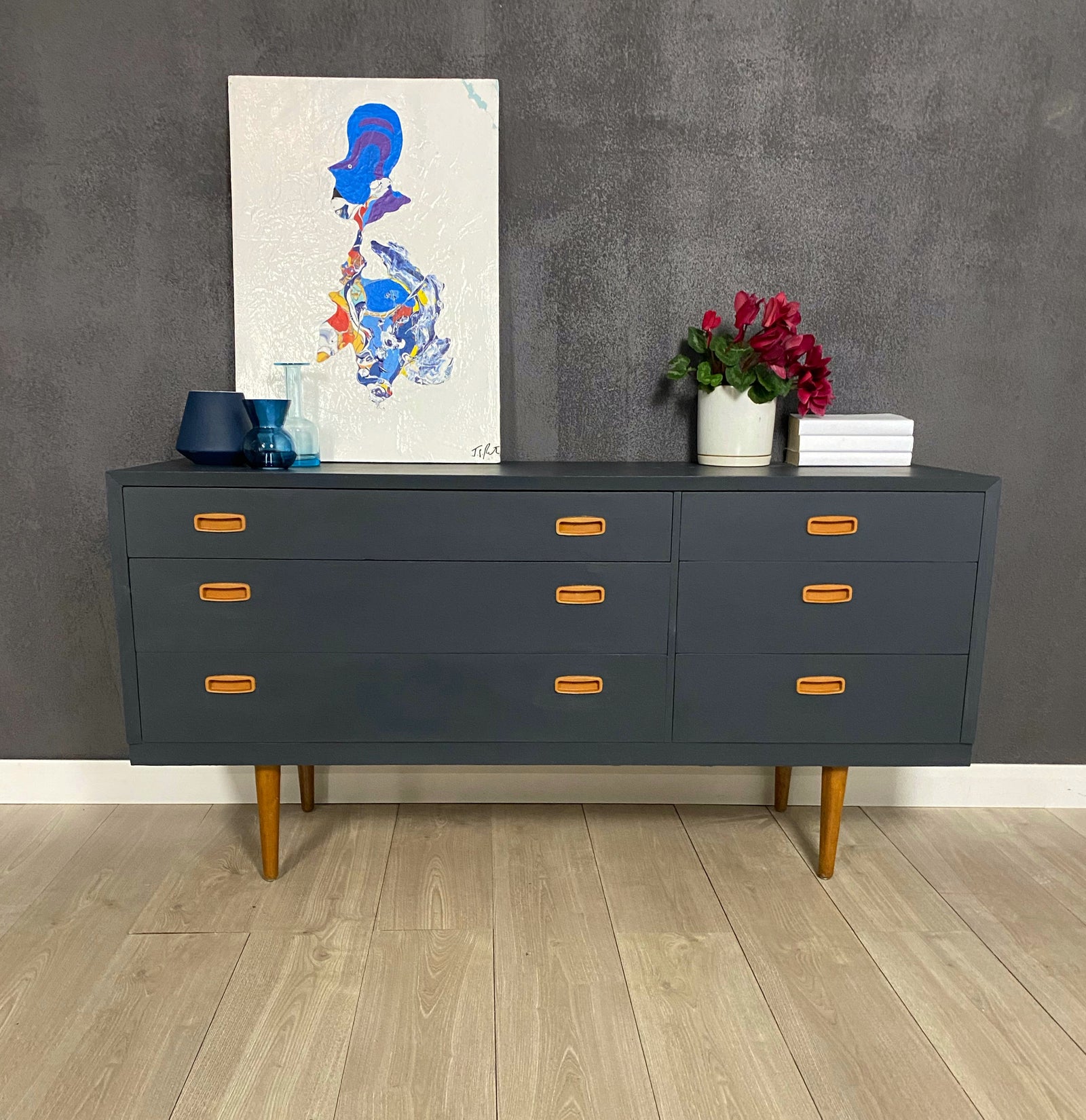 Eagle Remac dresser