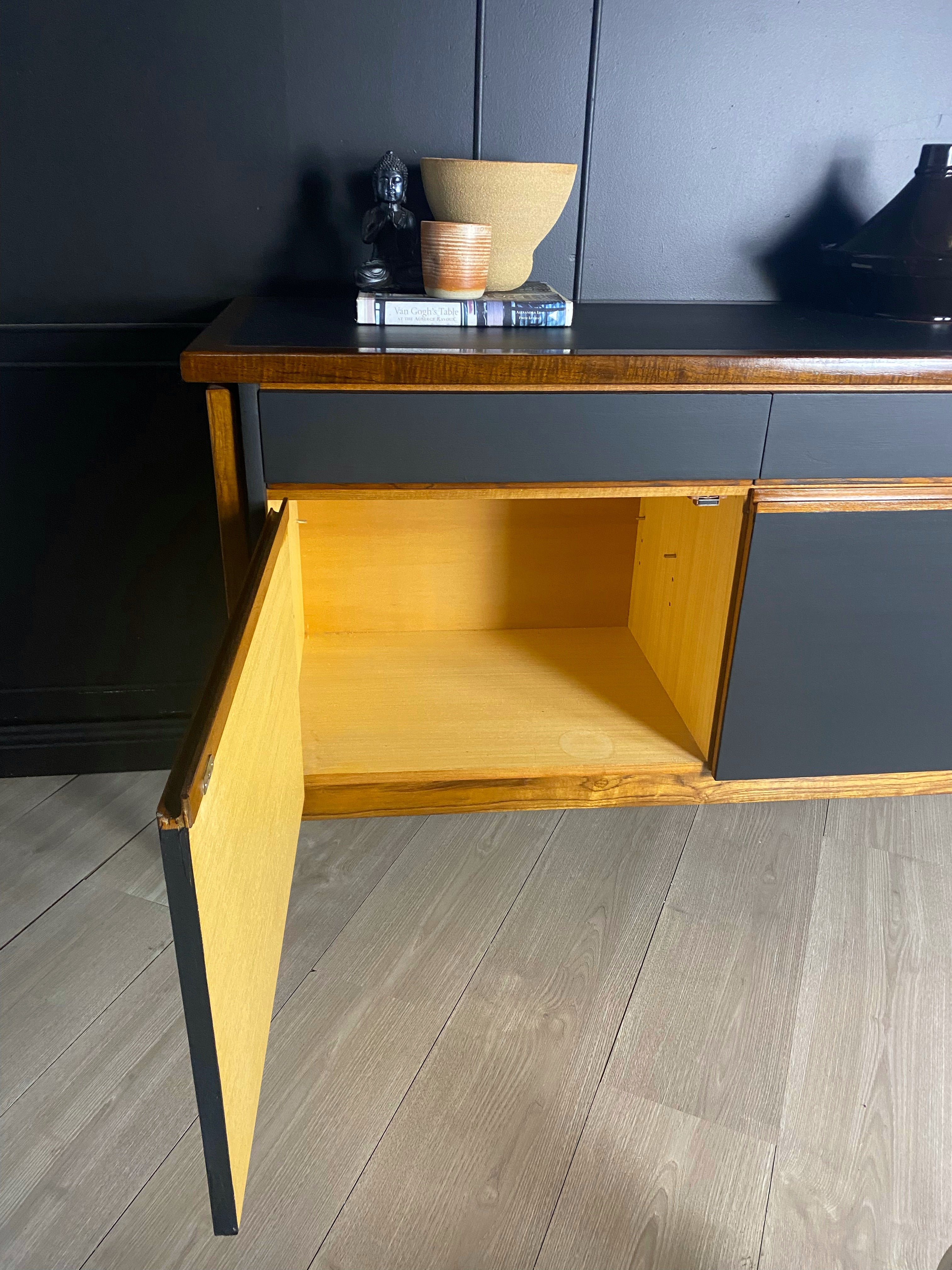 'Fler Flervilla' style buffet / sideboard
