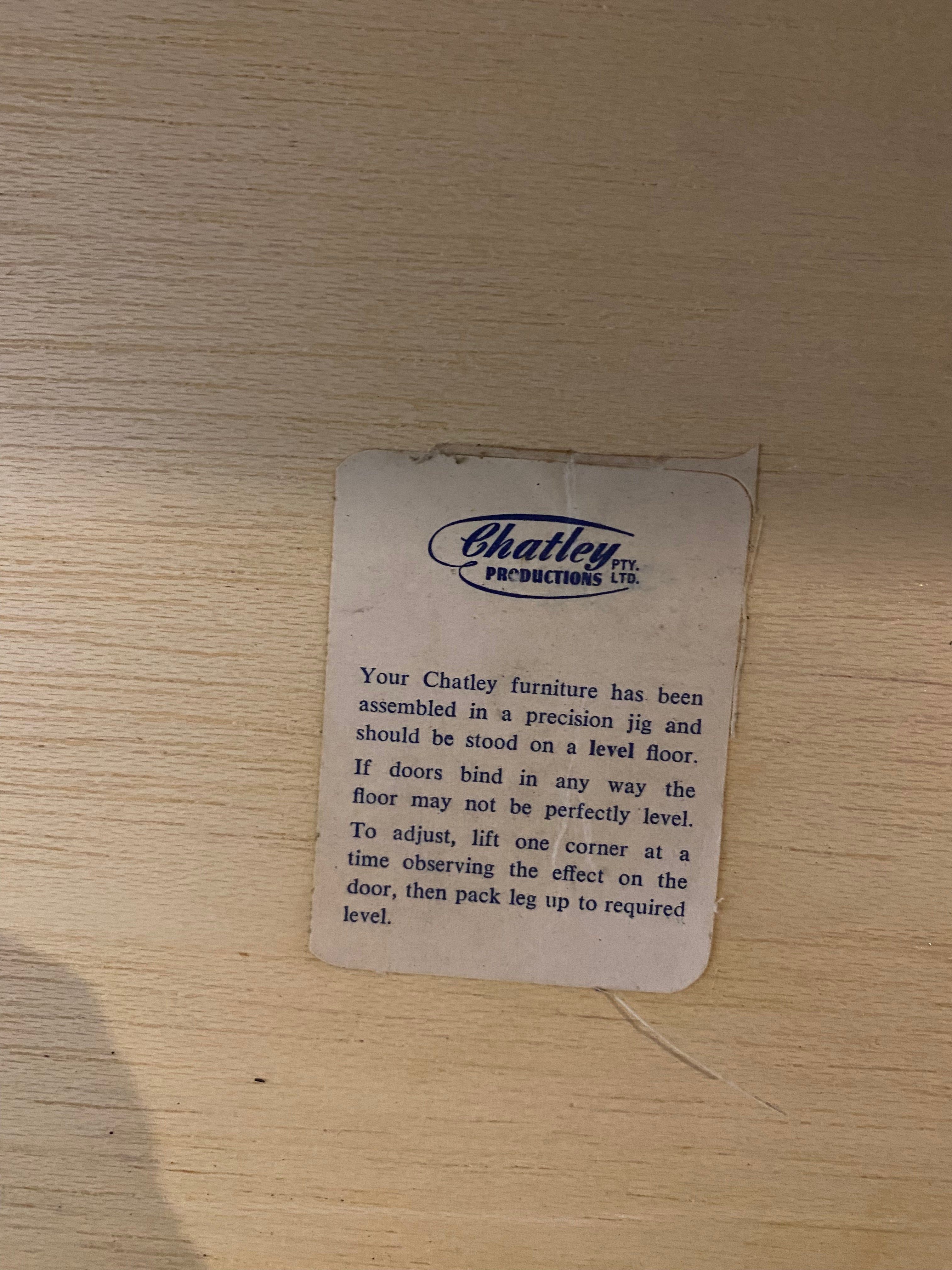 ’CHATLEY’ bar / drinks cabinet