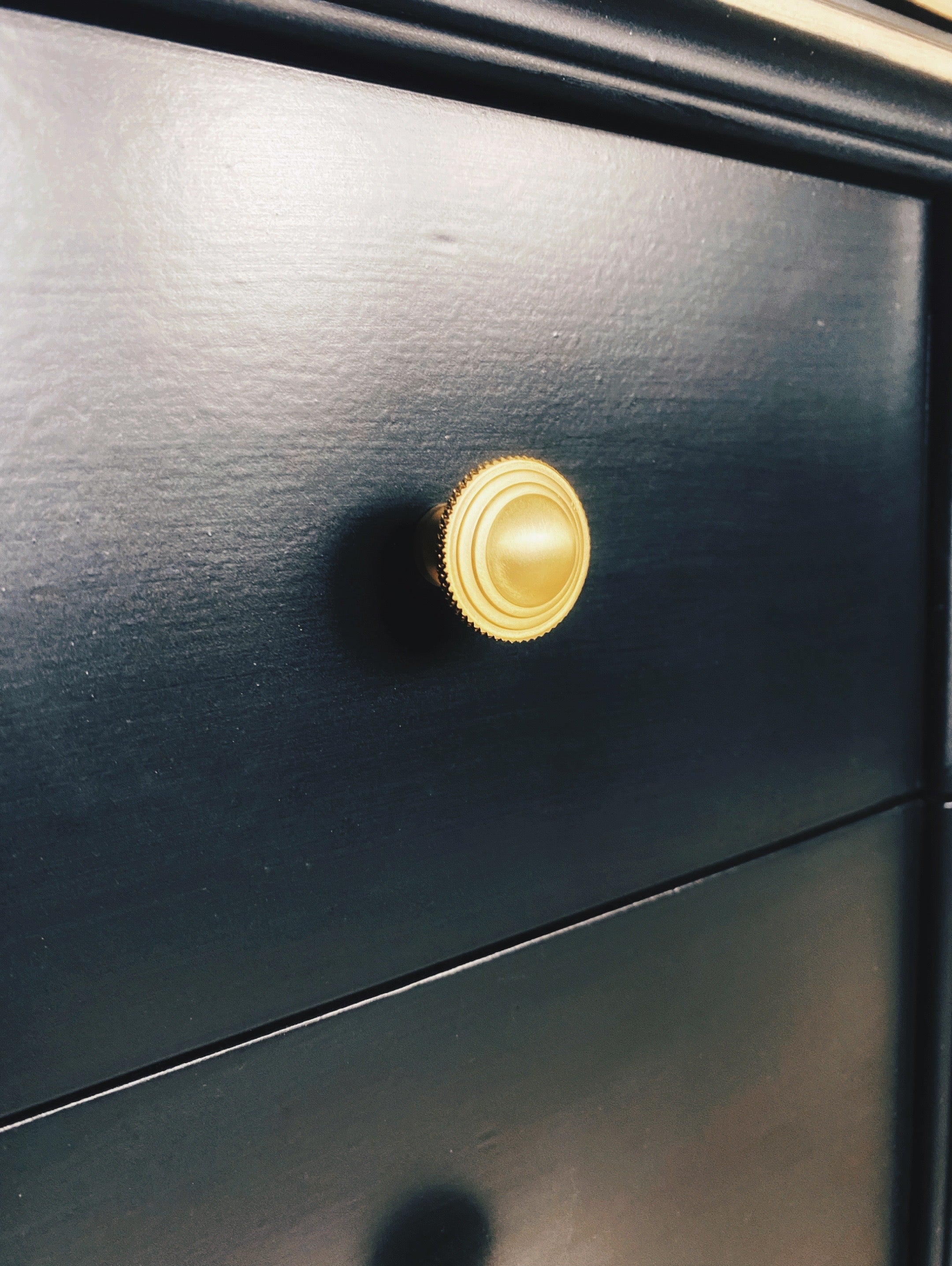 Elegant mid century "TRASK" desk